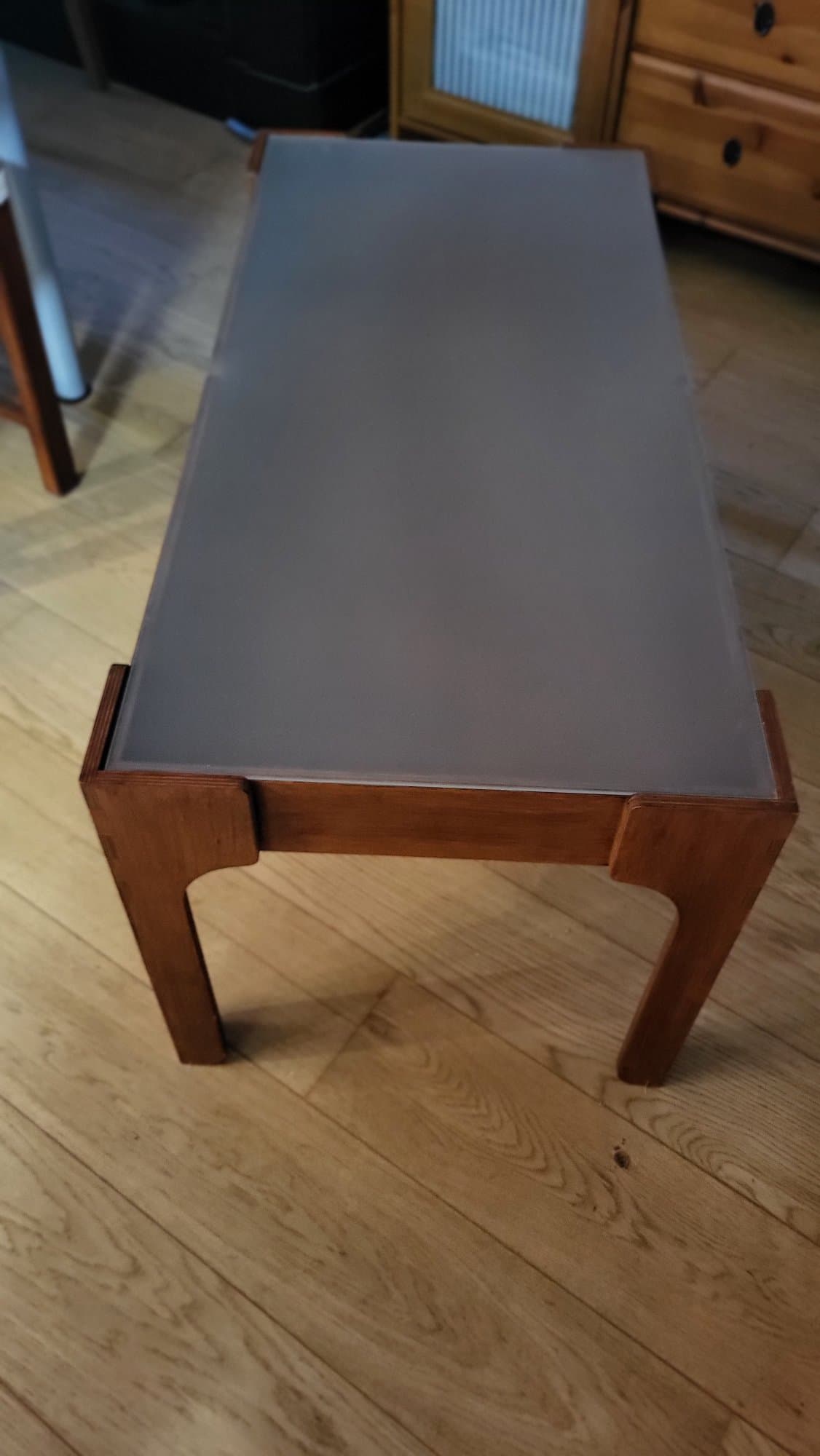 TABLE BASSE