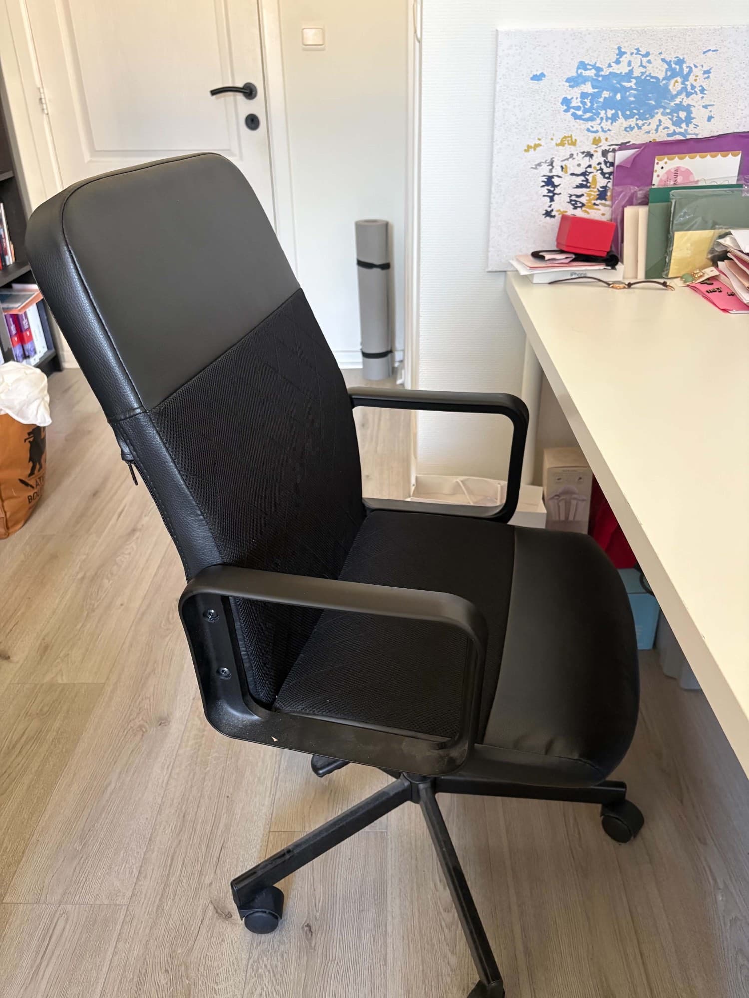 RENBERGET swivel chair, Bomstad black
