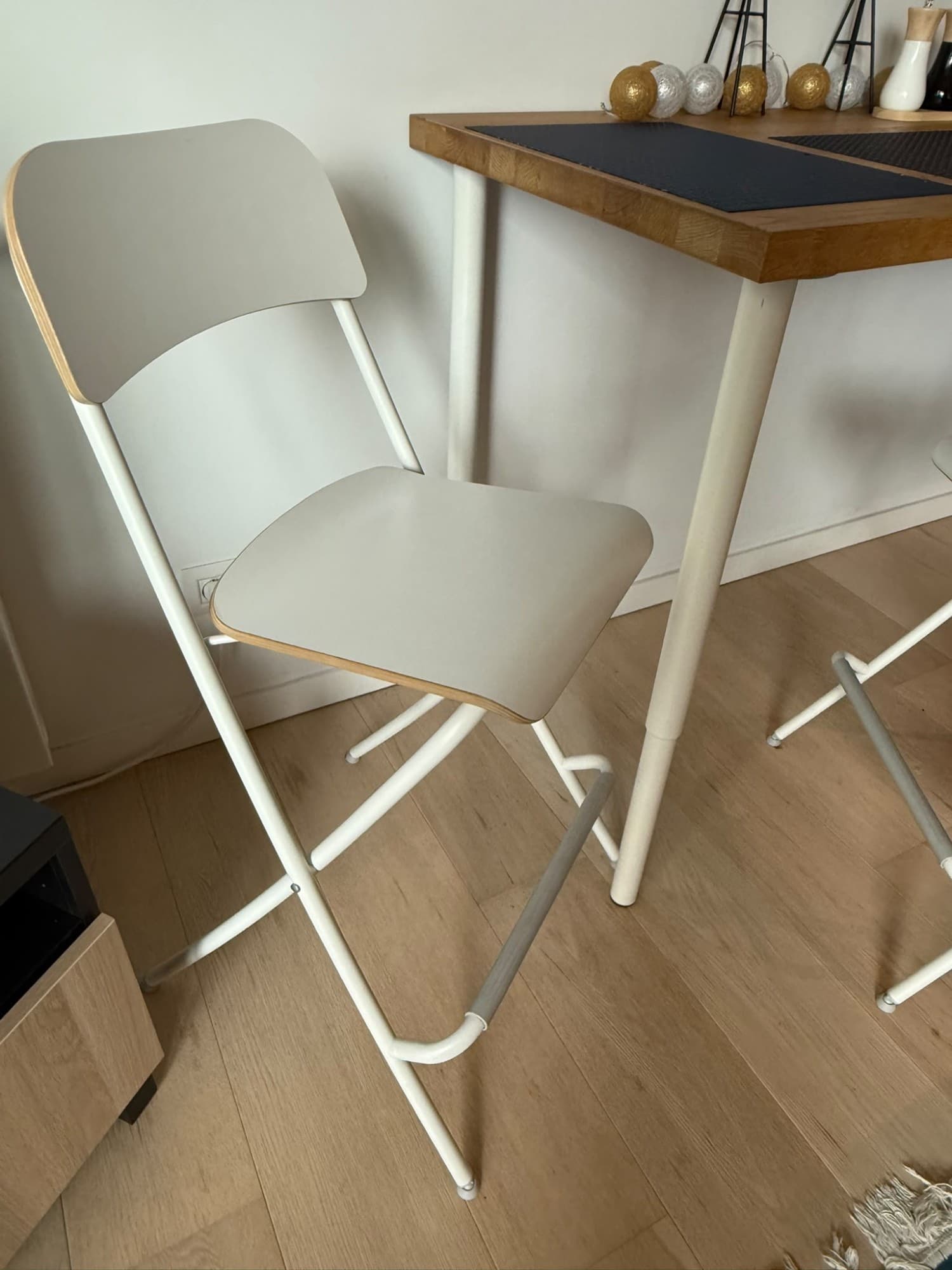 FRANKLIN bar stool with backrest, foldable, white/silver-colour