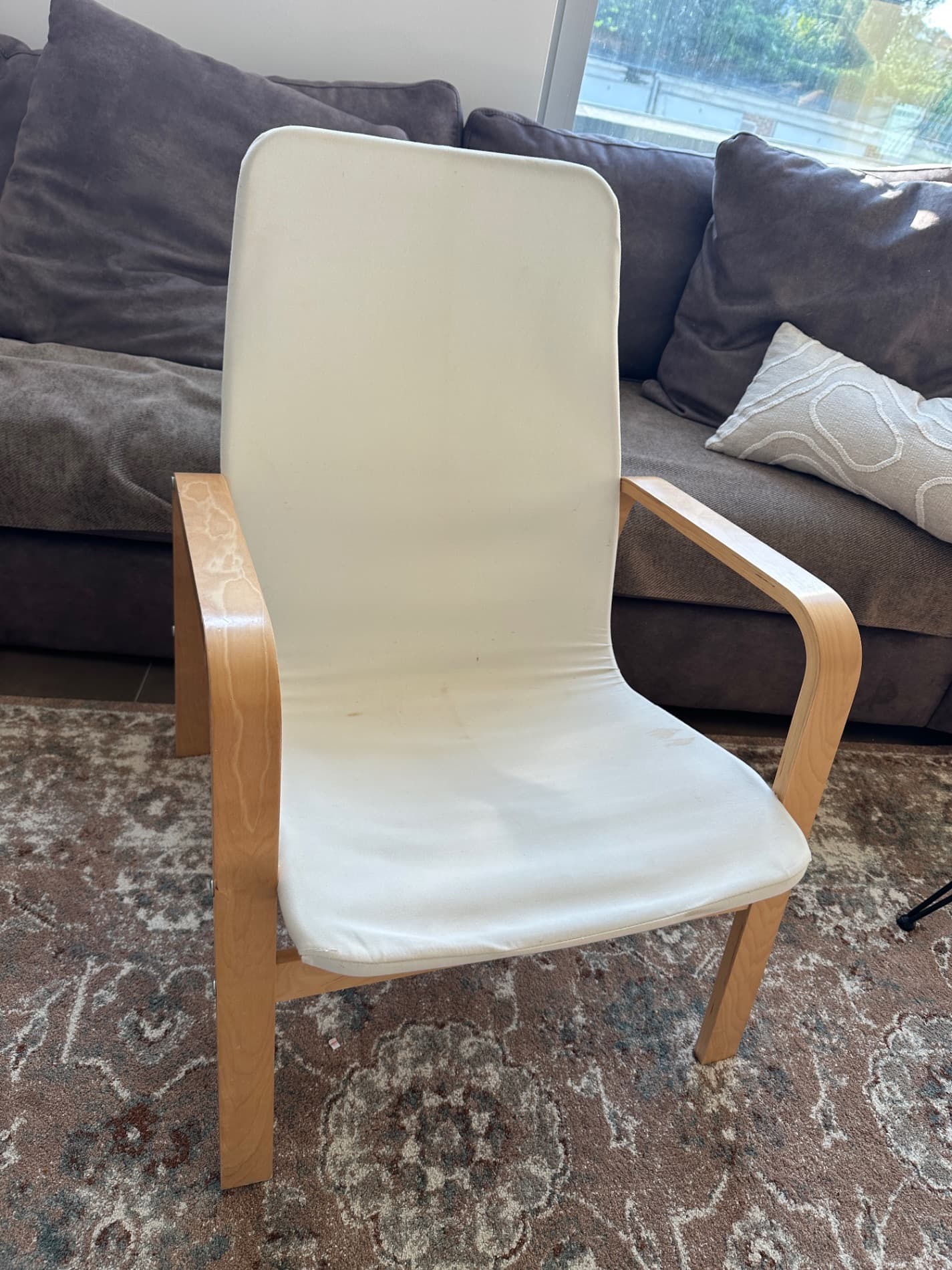 CHAISE