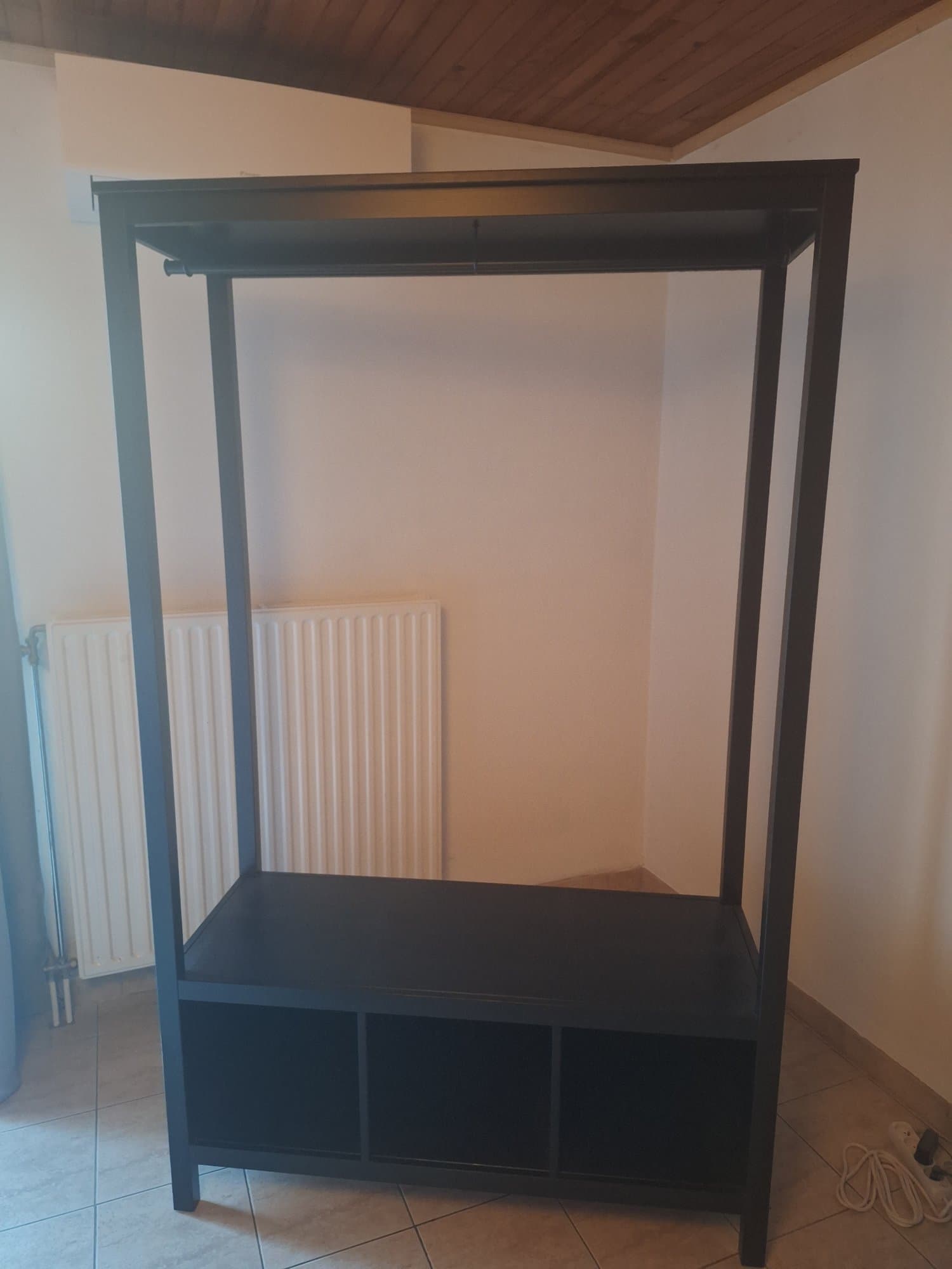 HEMNES armoire ouverte, brun noir