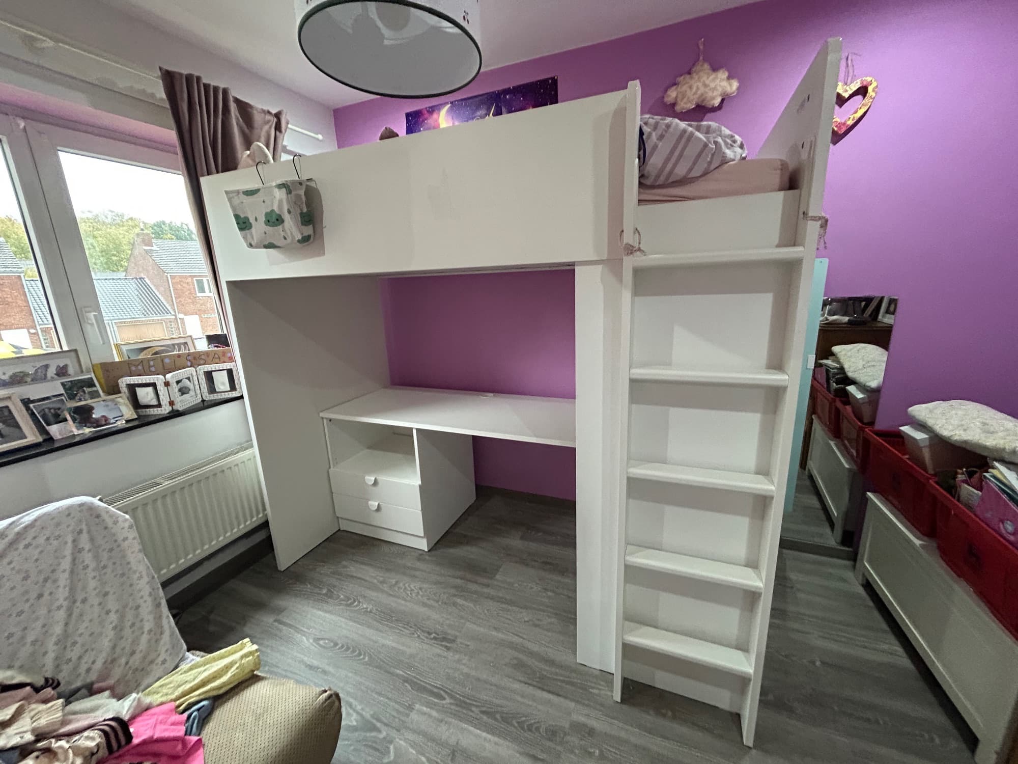 SMÅSTAD lit mezzanine, blanc blanc/avec bureau avec 2 tablettes, 90x200 cm