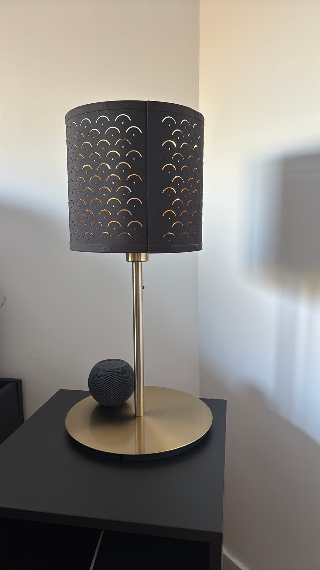 NYMÖ Abat-jour, noir, couleur laiton, 44 cm