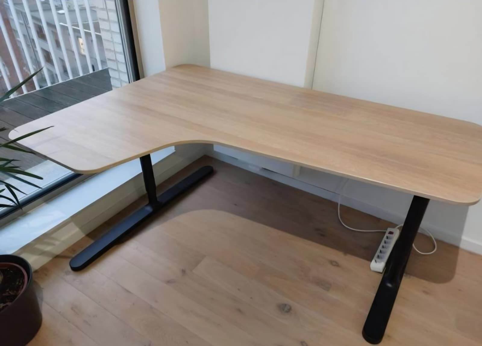 BEKANT HOEKBUREAU corner desk left, white stained oak veneer/black