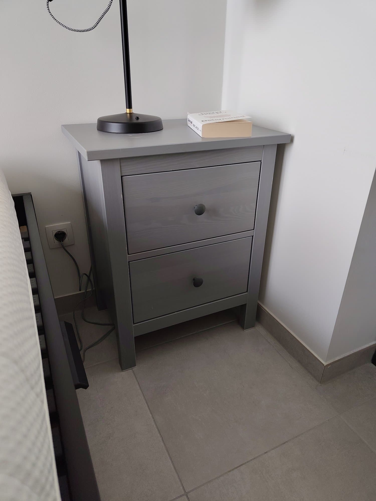 HEMNES commode 2 tiroirs, gris