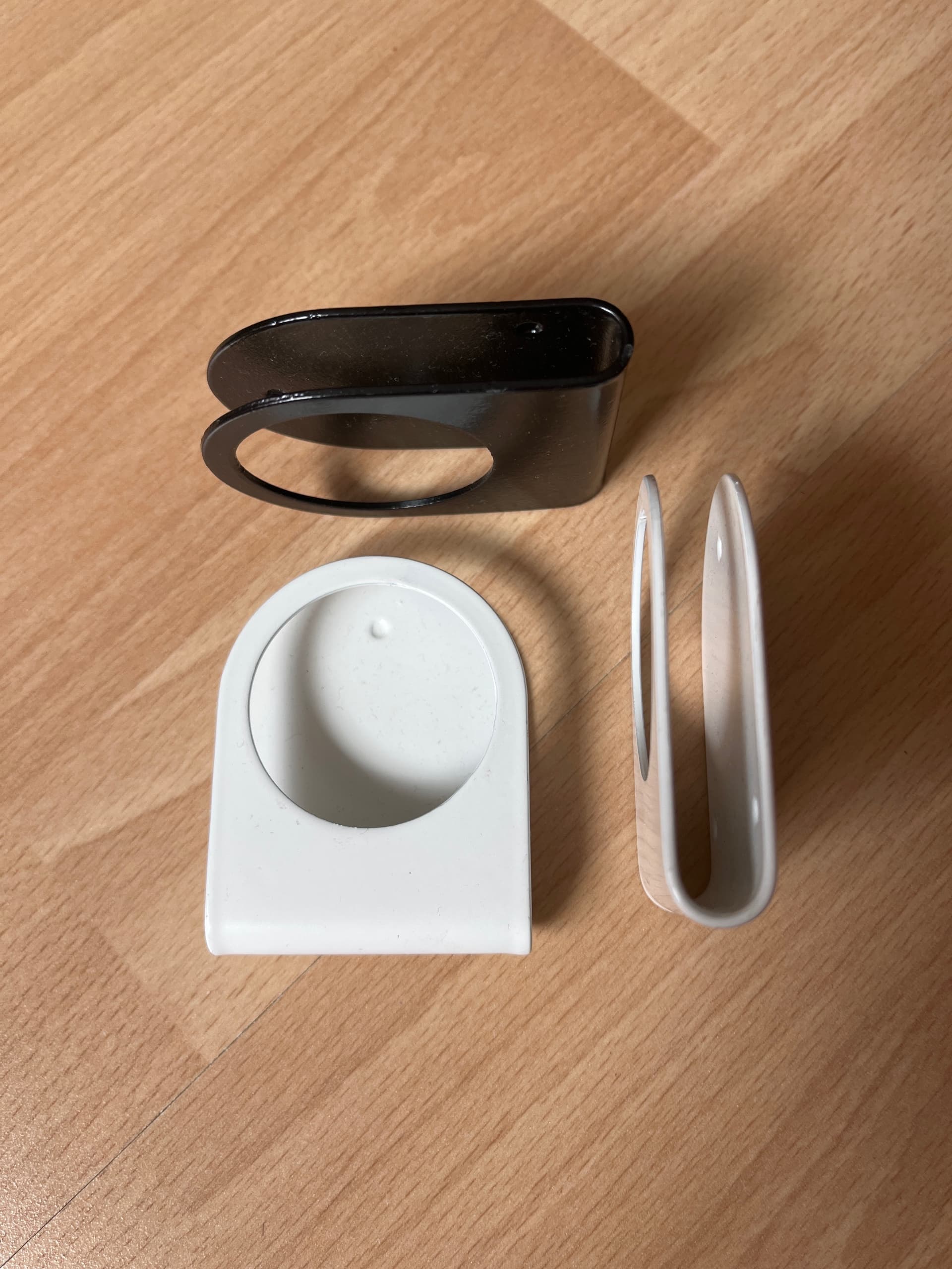 3 BOUGEOIRS