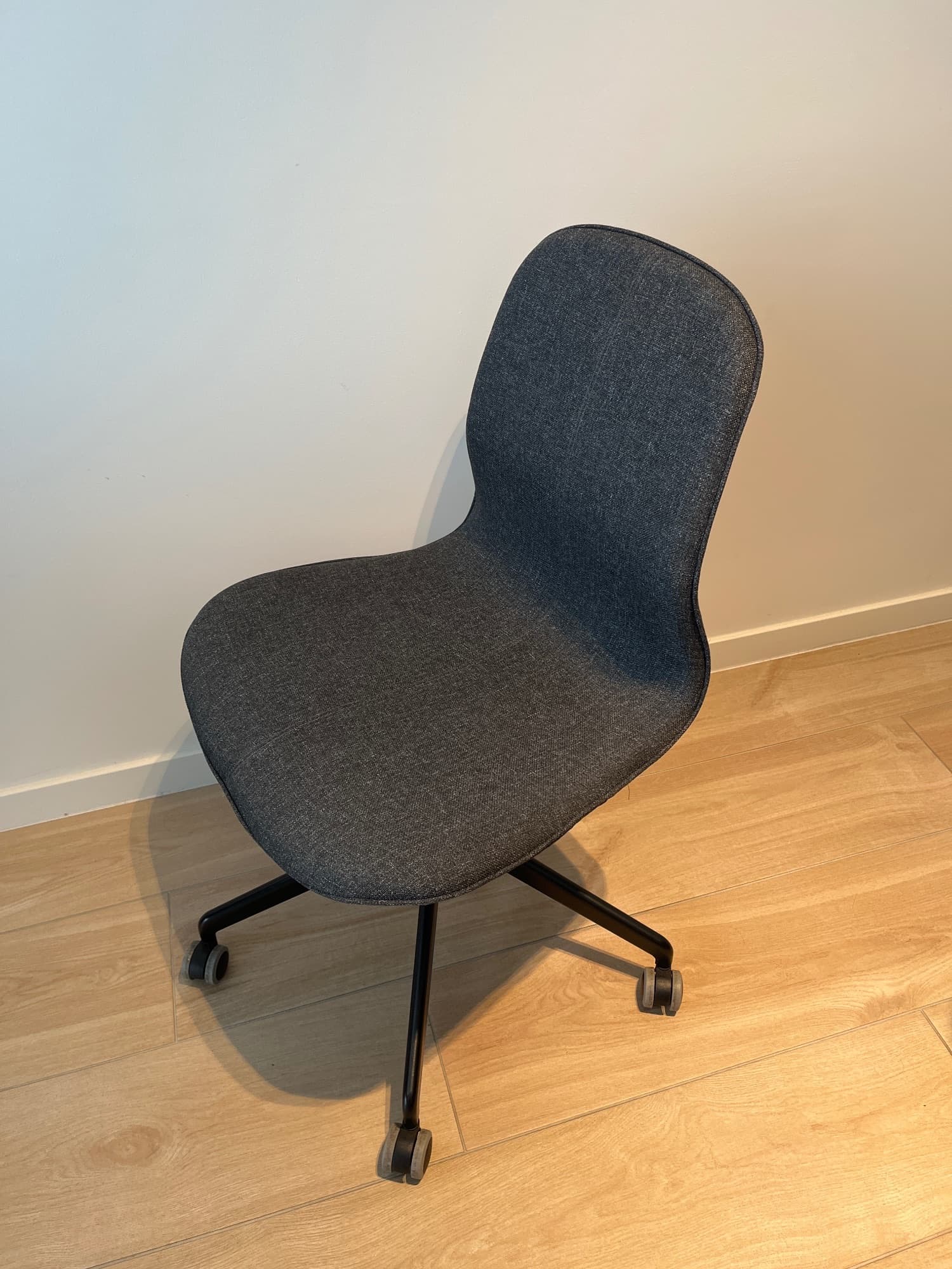 LÅNGFJÄLL vergaderstoel, Gunnared donkergrijs/zwart