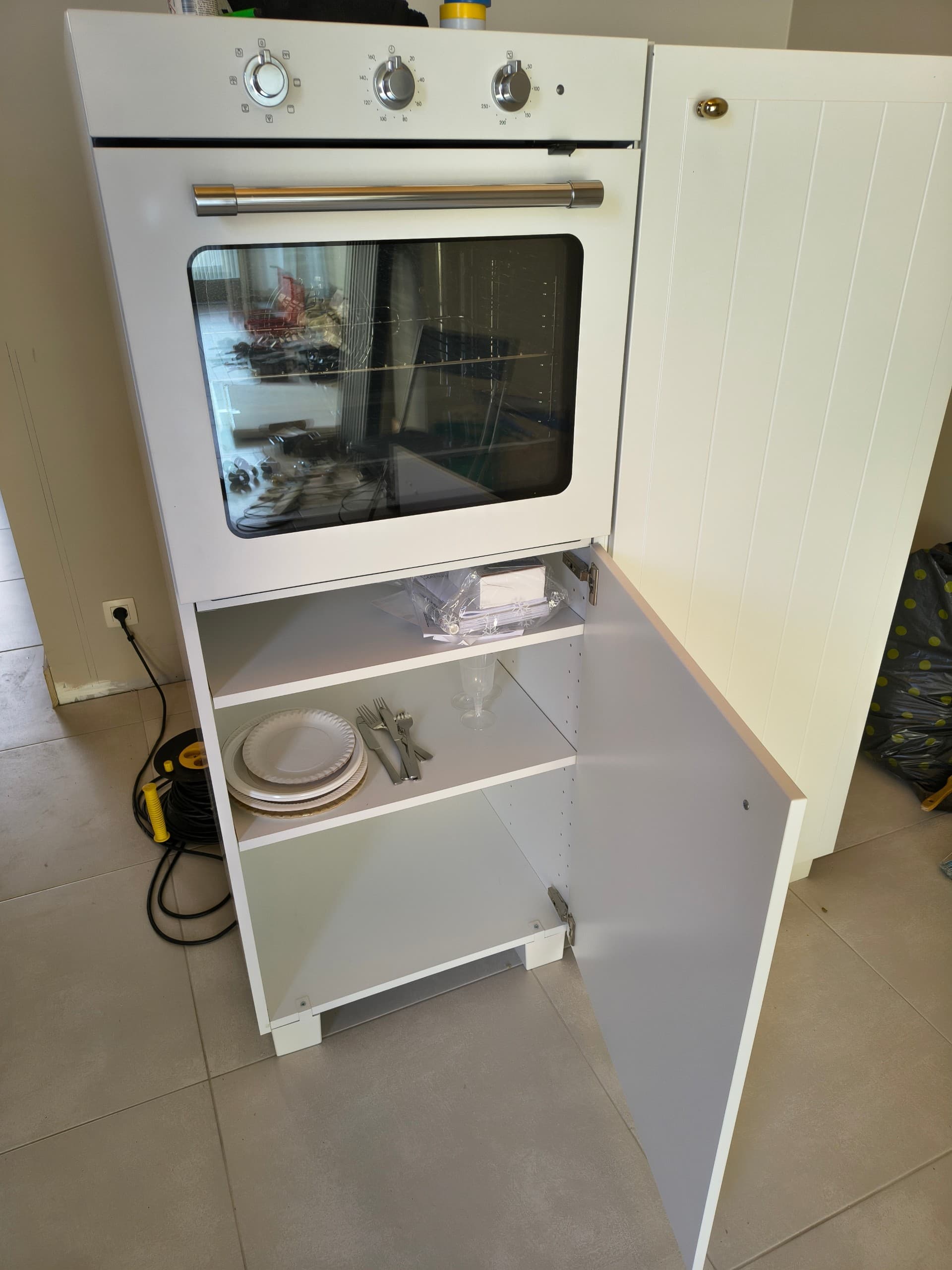 KAST MET INBOUWOVEN