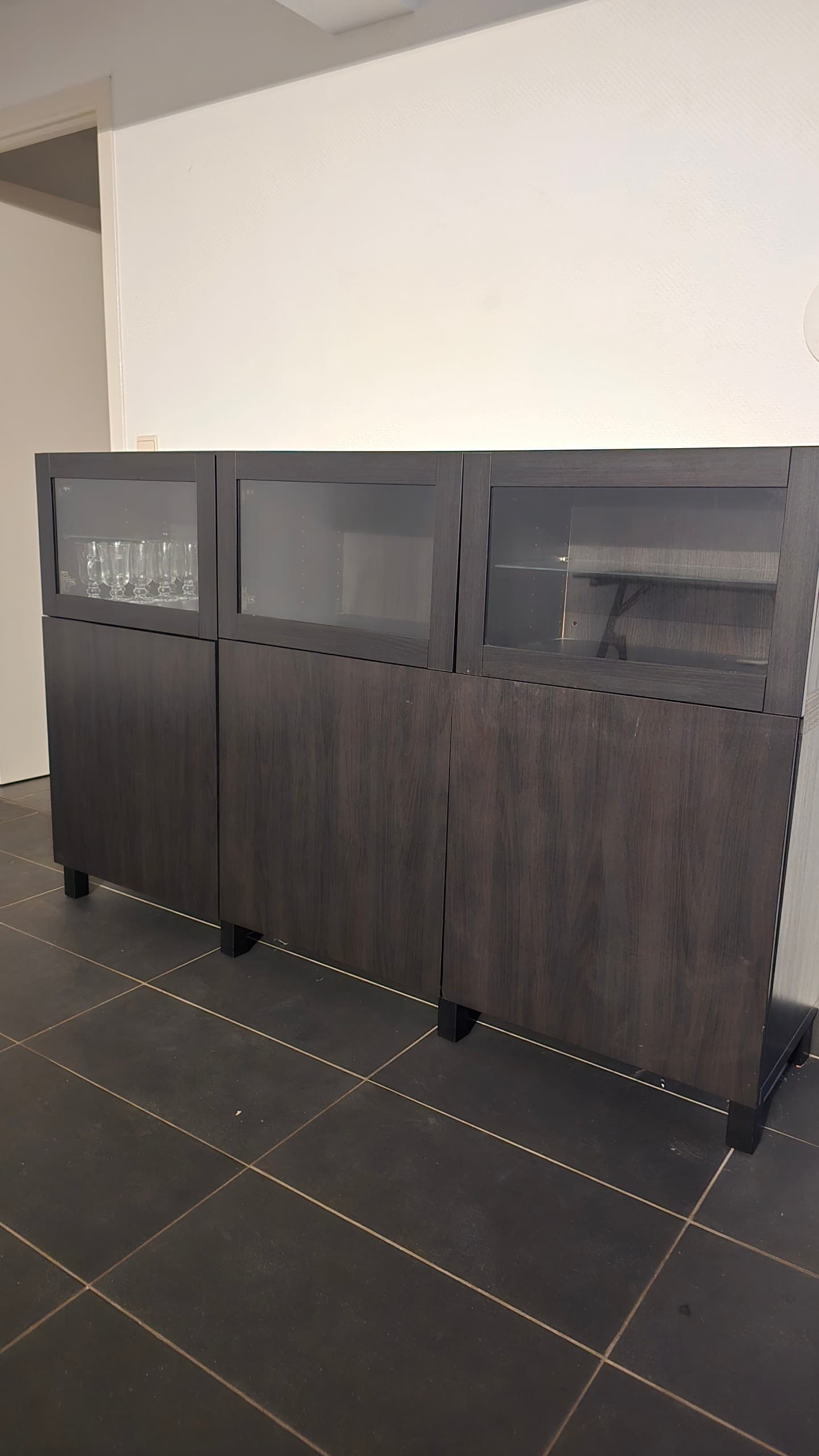 BESTÅ opberger met deuren, zwartbruin Lappviken/Sindvik zwartbruin helder glas, 180x42x112 cm