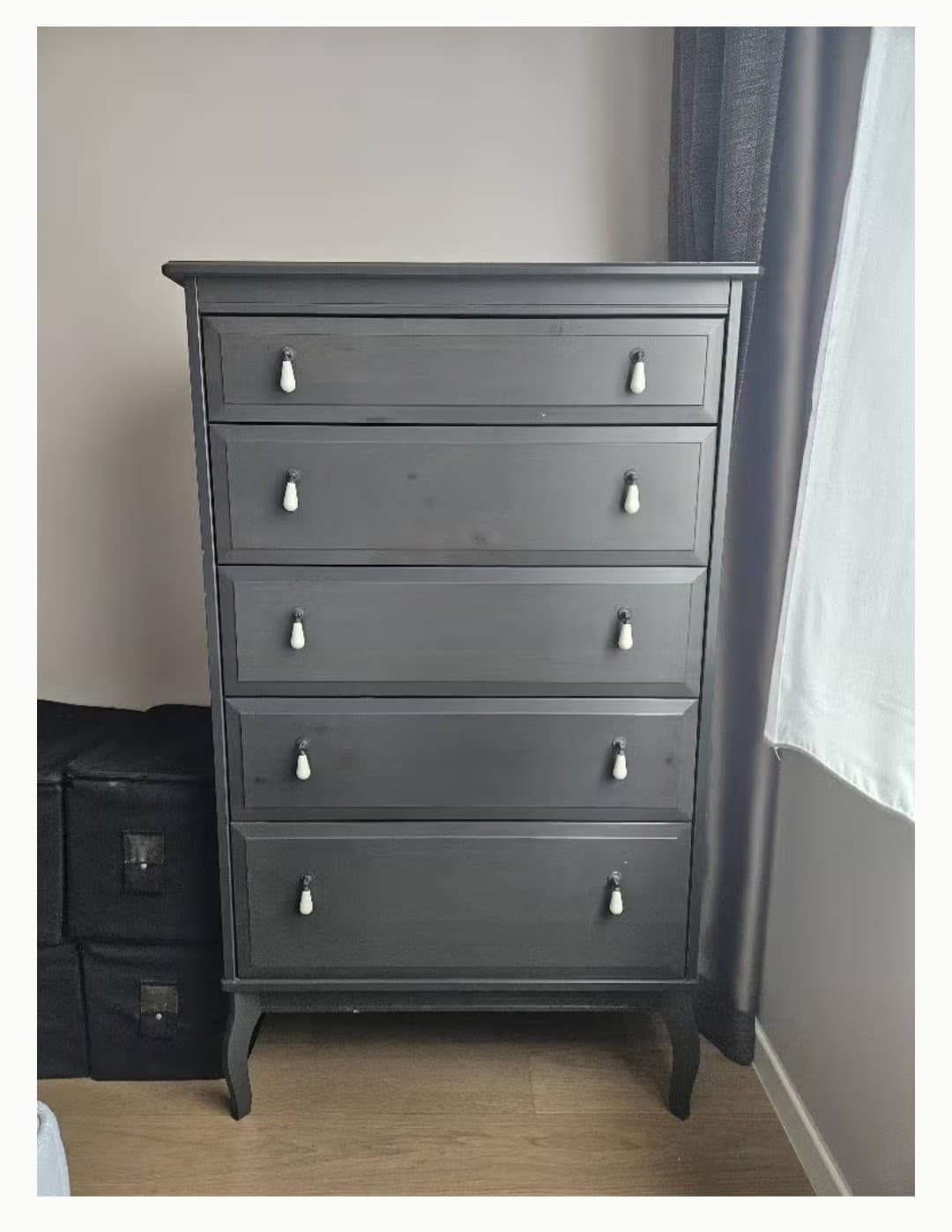 COMMODE