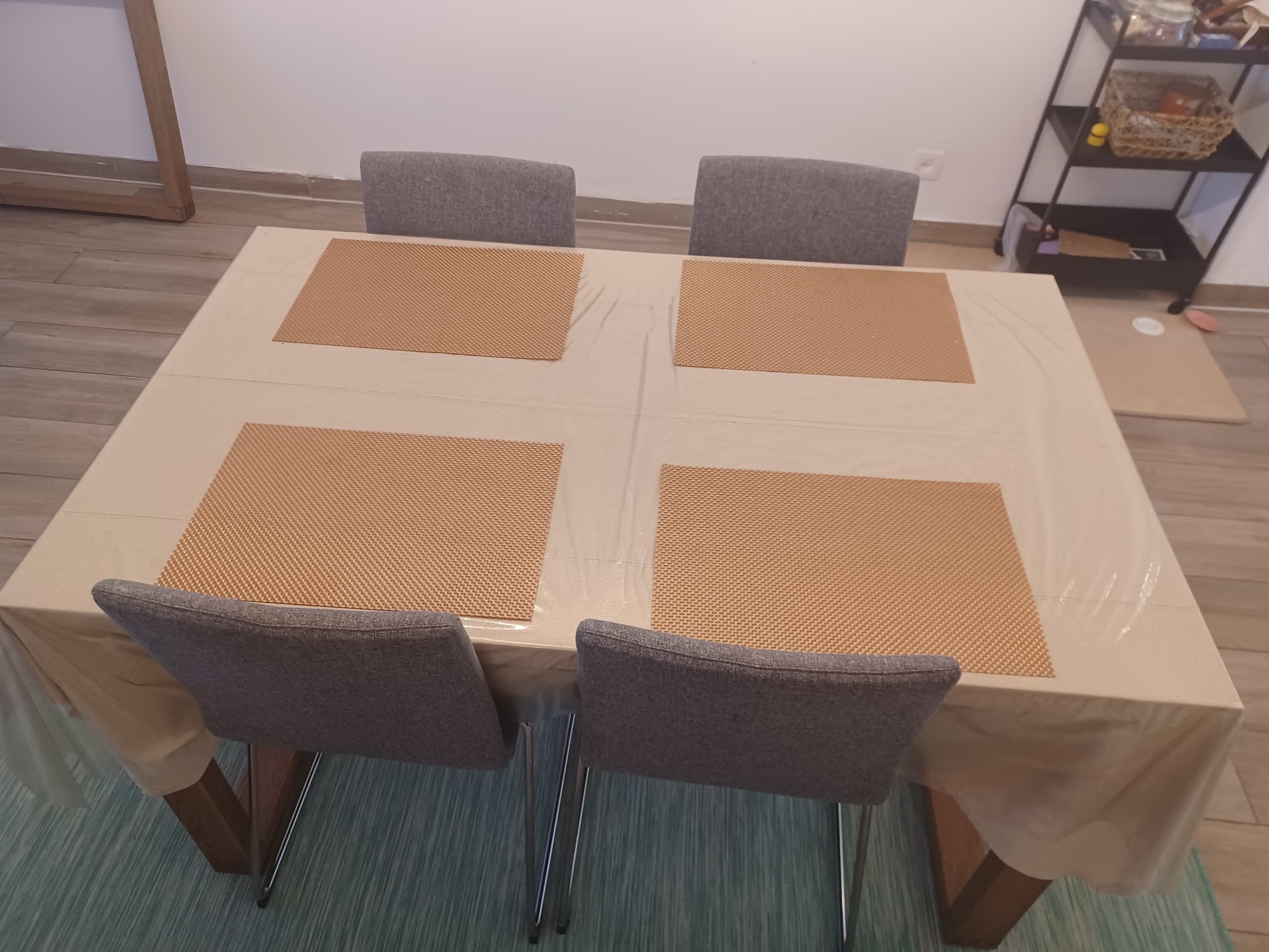 MÖRBYLÅNGA table, plaqué chêne teinté brun, 140x85 cm