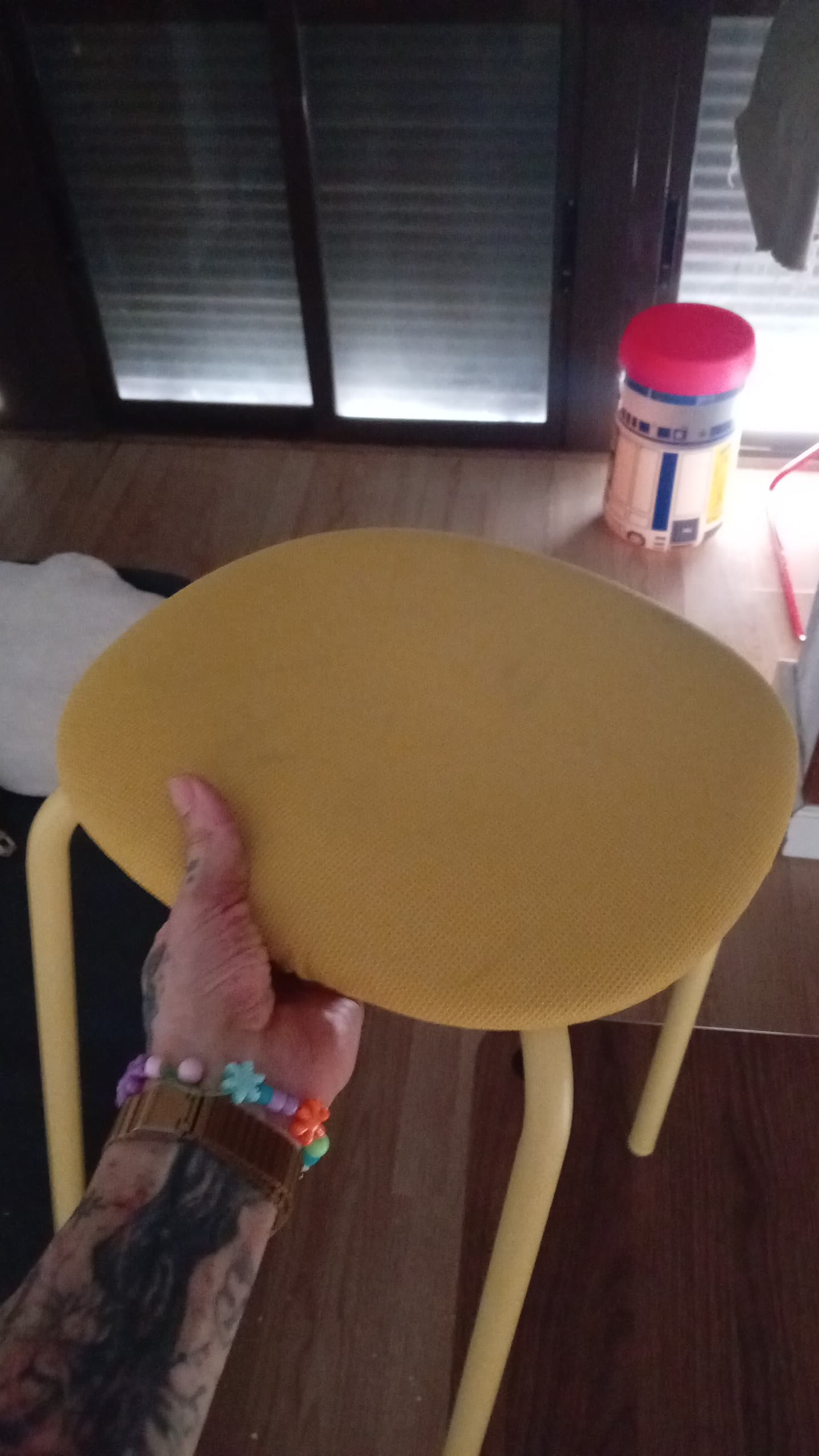 GULTARP stool, light yellow/Remmarn yellow