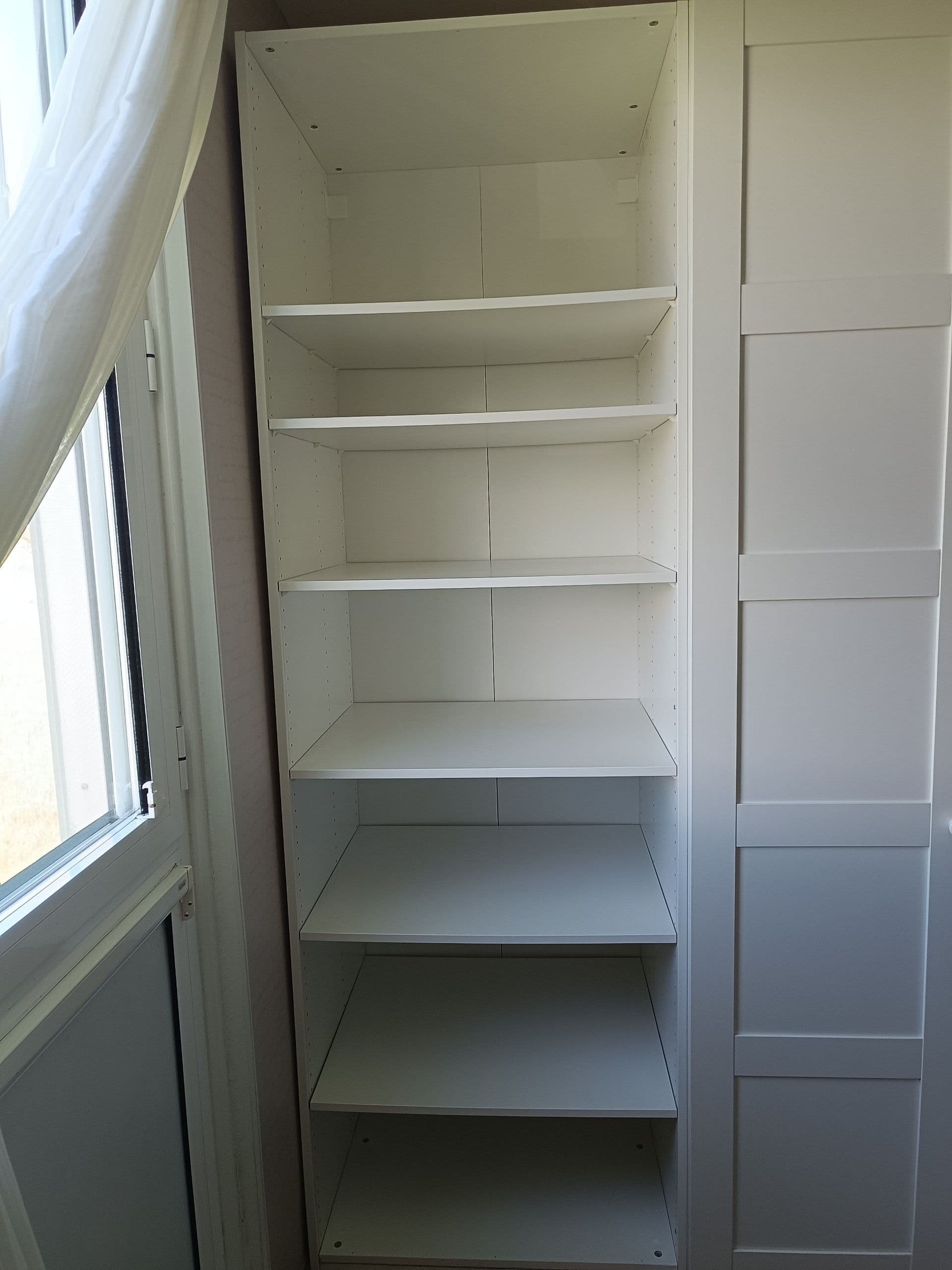 Vestidores y armarios PAX sin puertas