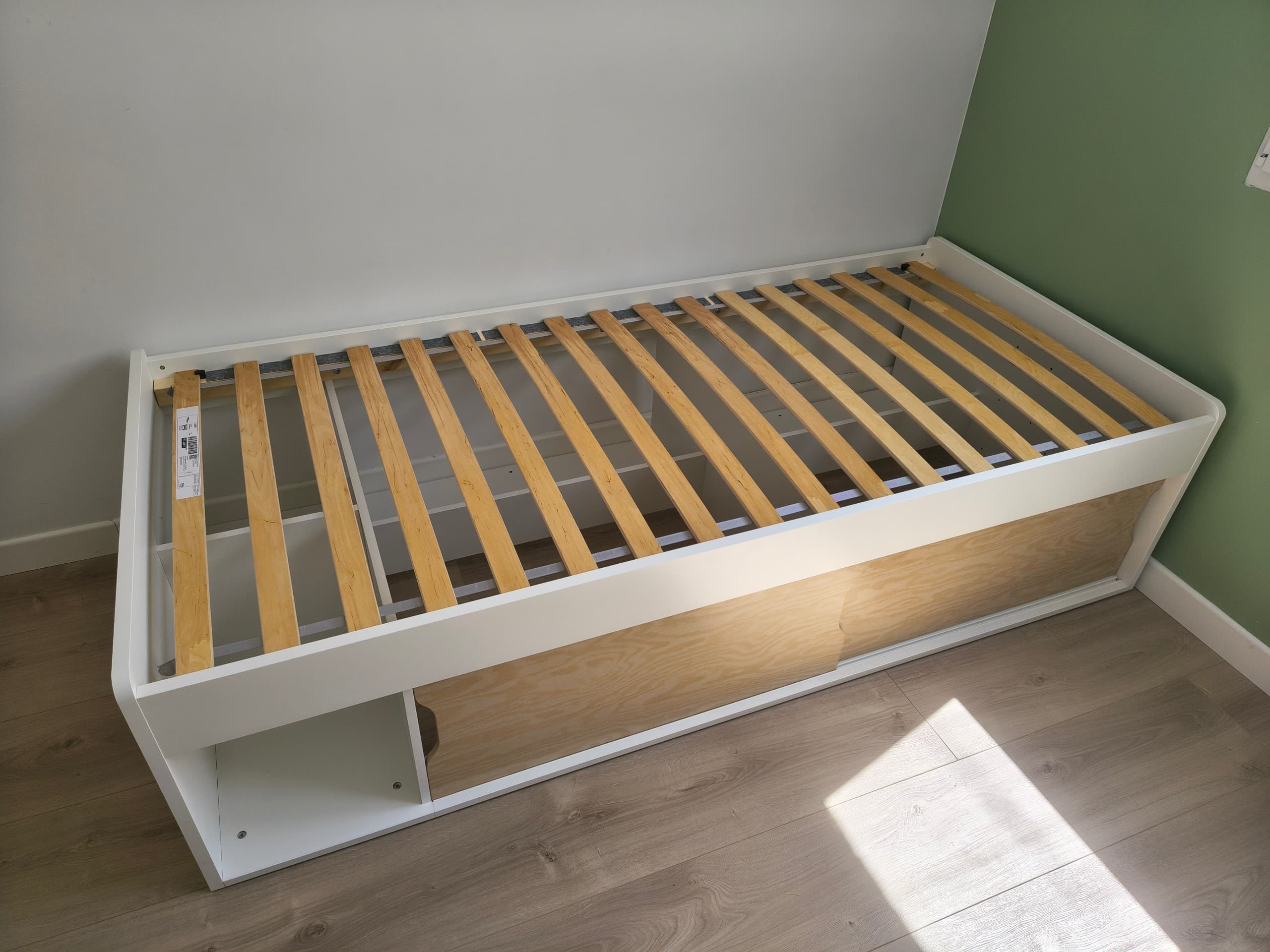 KLIPPUGGLA bed frame with storage, white, 90x200 cm