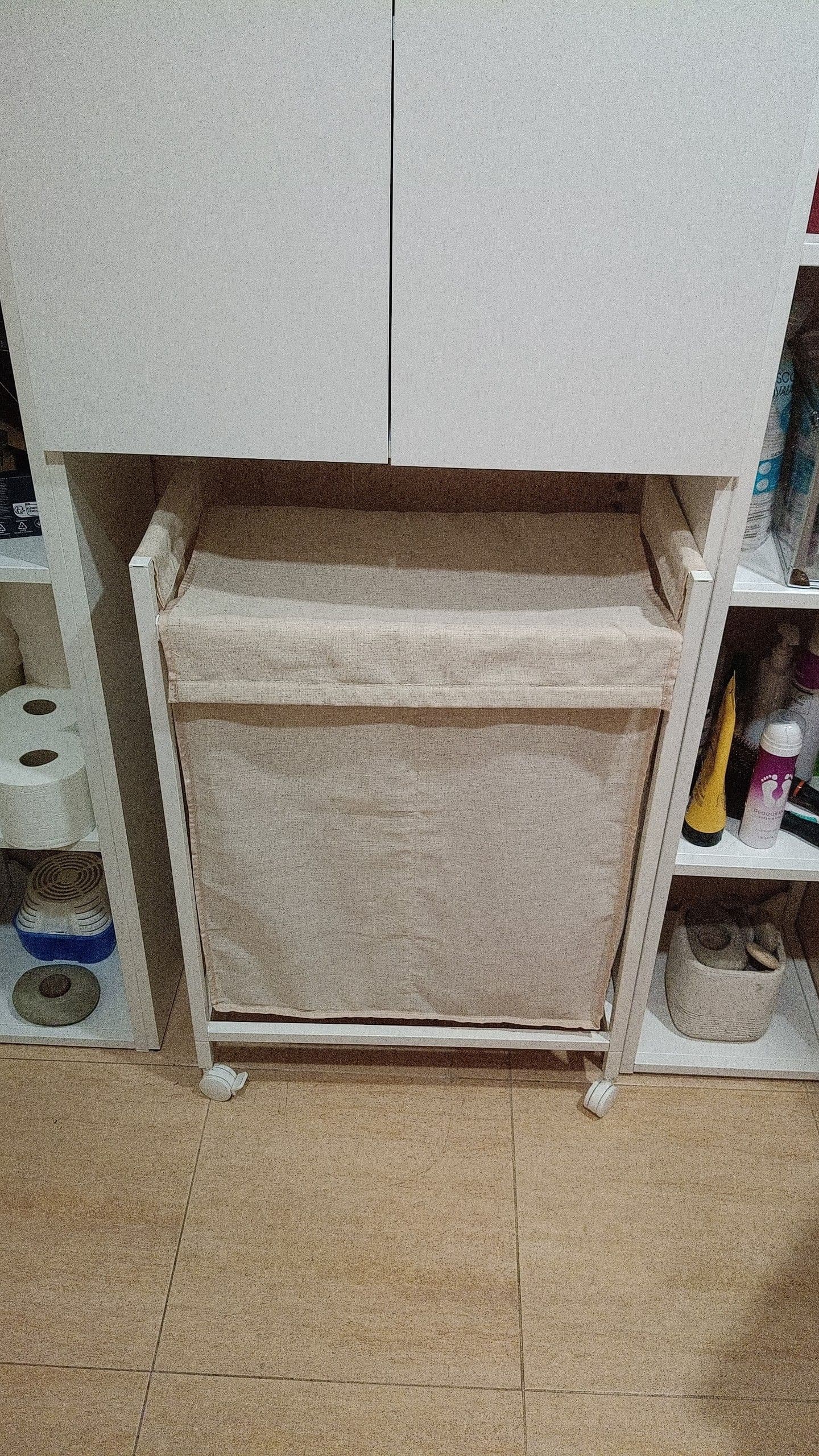 ENHET lixibarako poltsa gurpilduna, zuria, 80 l