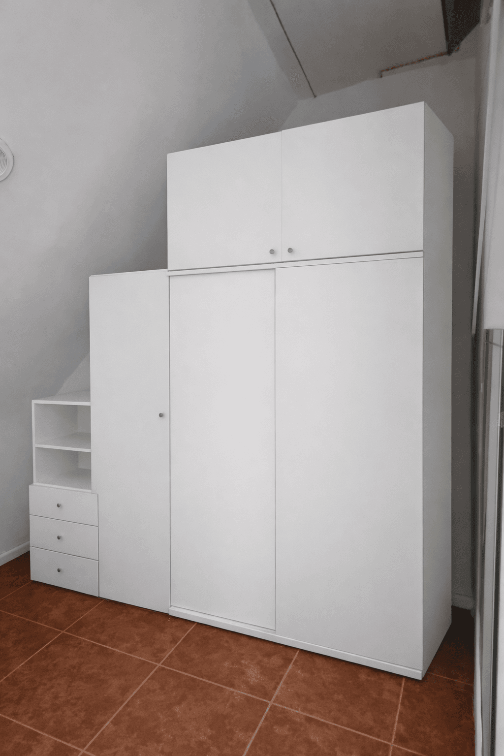 PLATSA wardrobe w 6 doors, white/Fonnes white, 240x57x231 cm