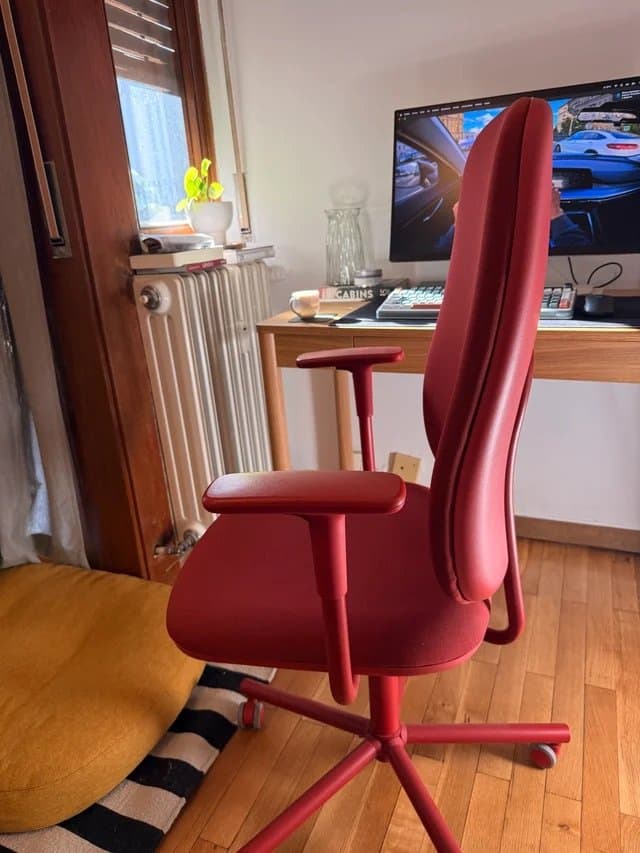 SMÖRKULL office chair with armrests, Gräsnäs red