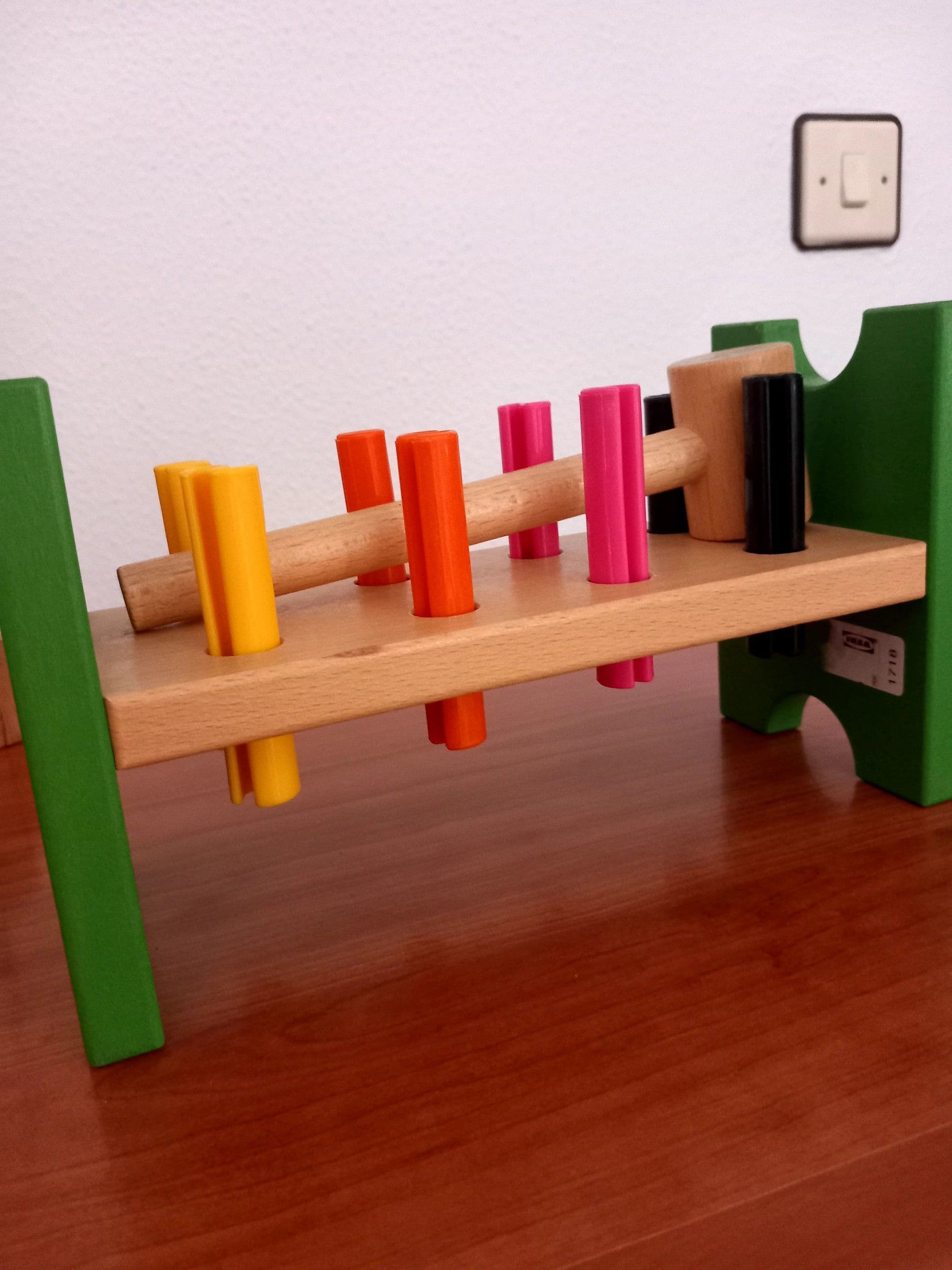 UPPSTÅ joc de blocs i martell, multicolor