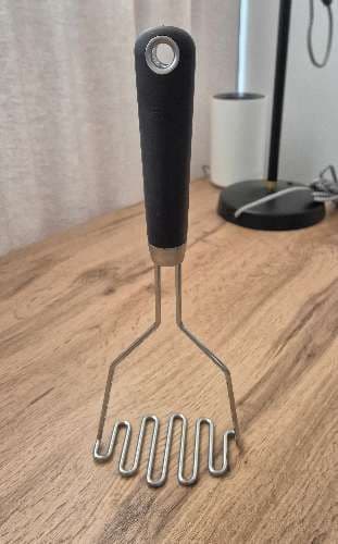 IKEA 365+ HJÄLTE potato masher, stainless steel/black