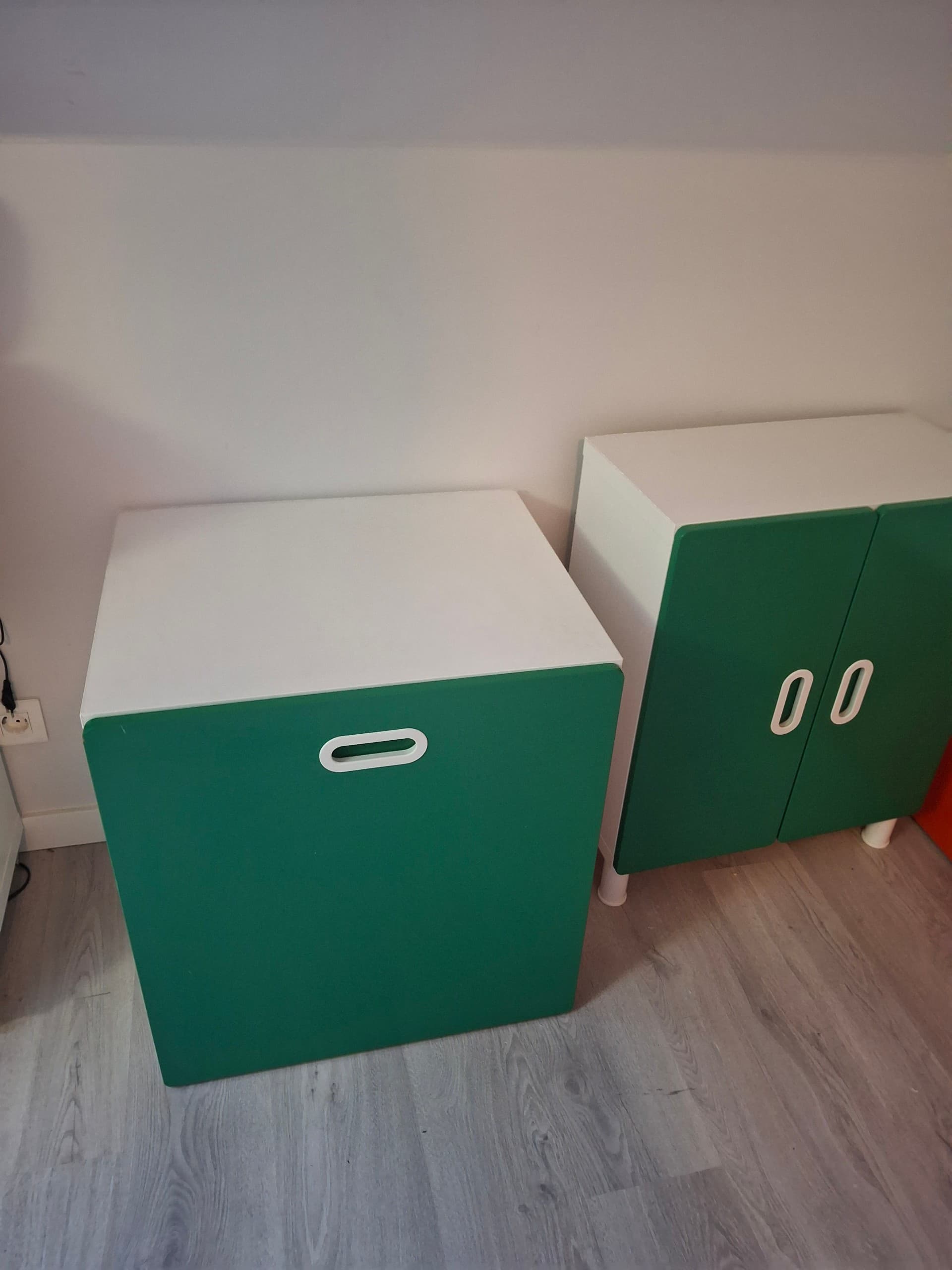 STUVA / FRITIDS contedor xoguetes rodas