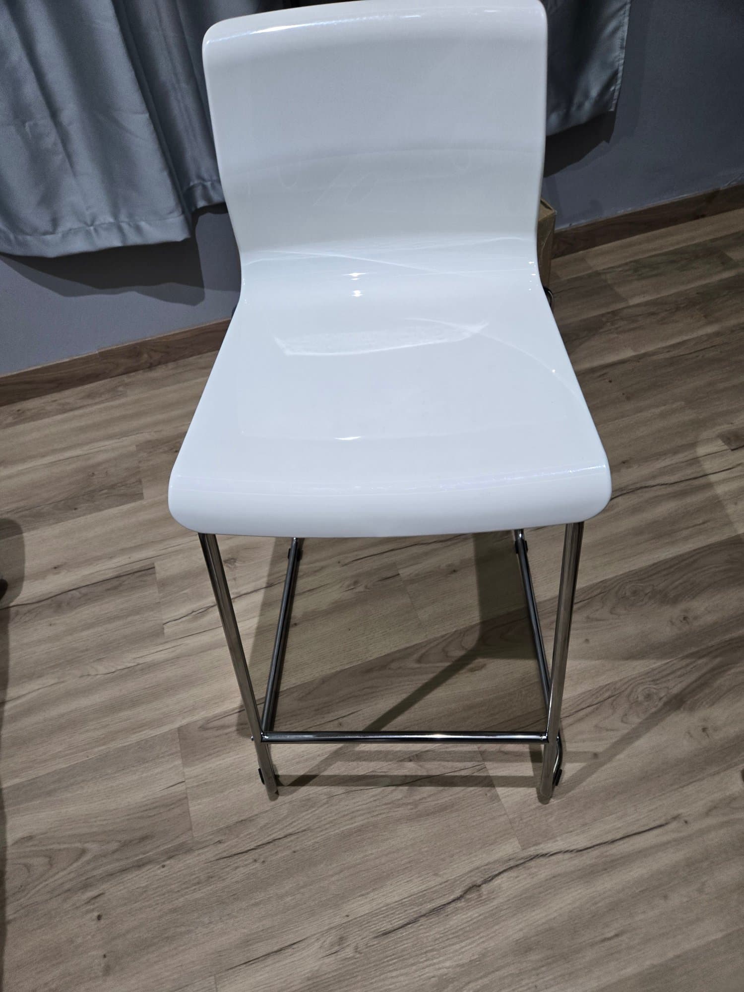 GLENN 6 CHAIRS tallo alto, altura de mesado branco/cromado, 66 cm
