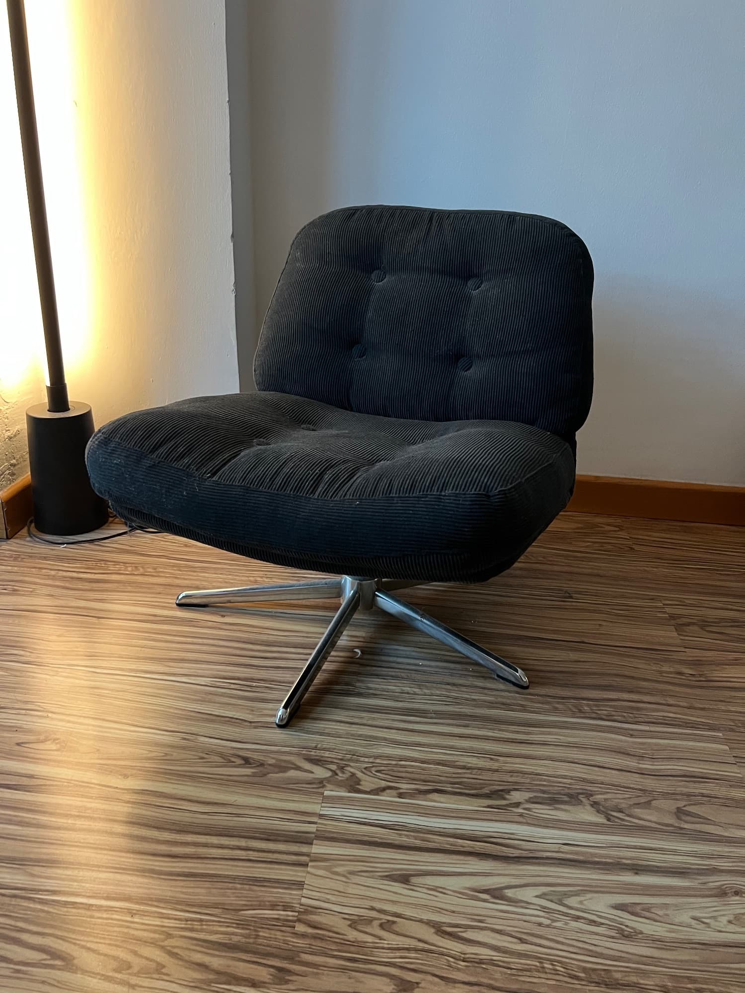DYVLINGE swivel easy chair, Kelinge black