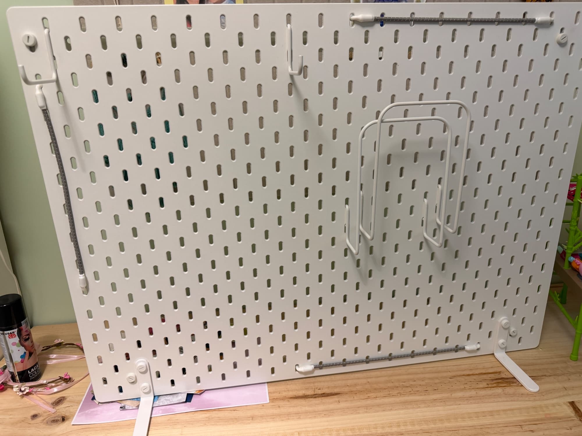 SKÅDIS pegboard combination, white, 76x56 cm