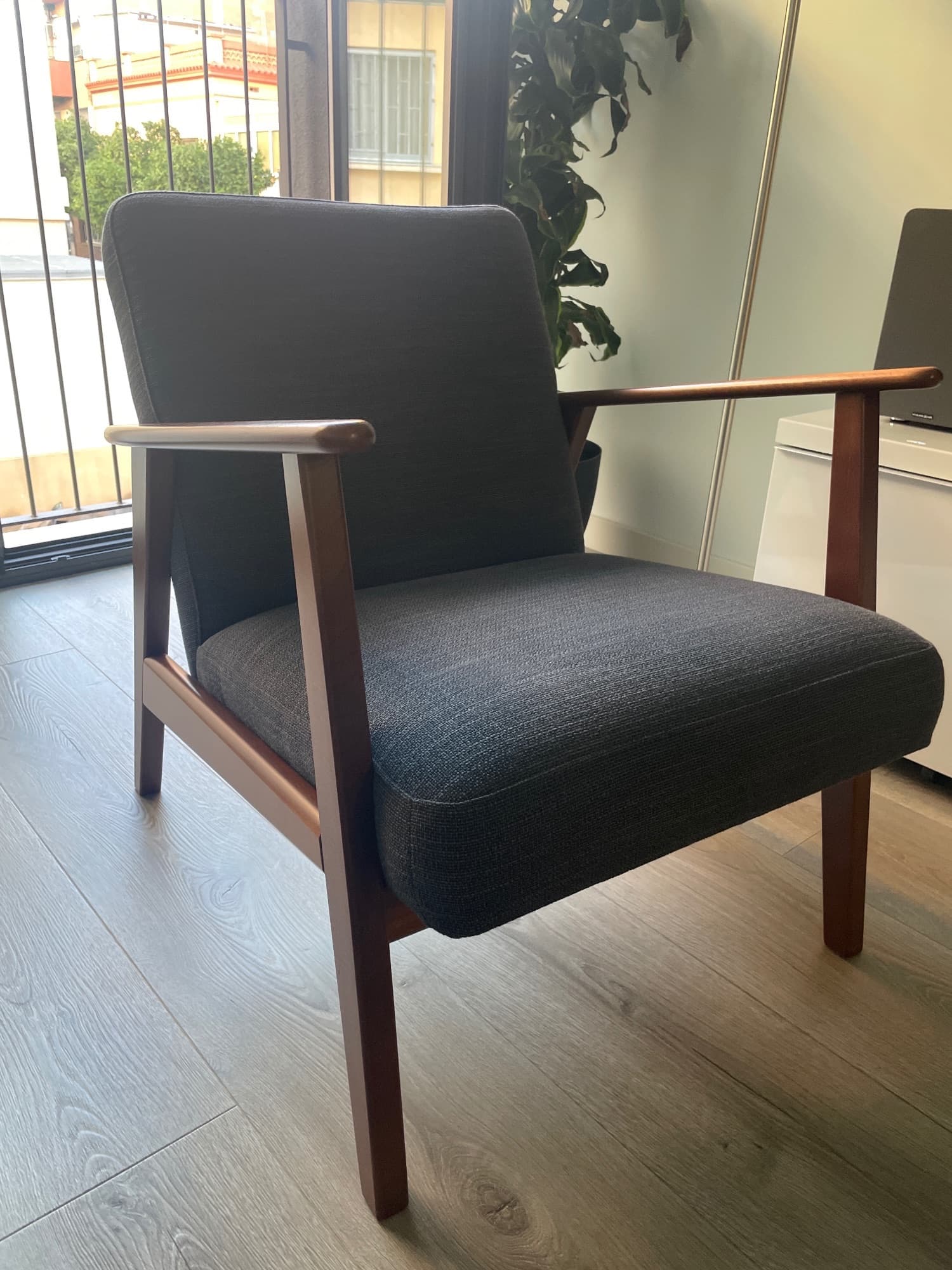 EKENÄSET cadeira de brazos, Idhult negro