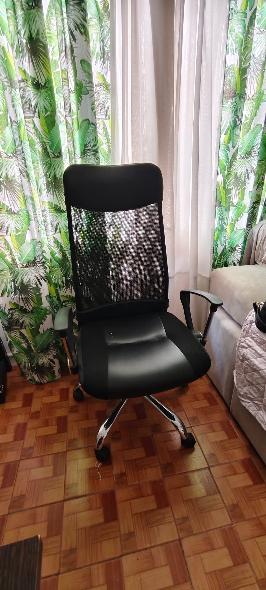 MARKUS office chair, Glose black