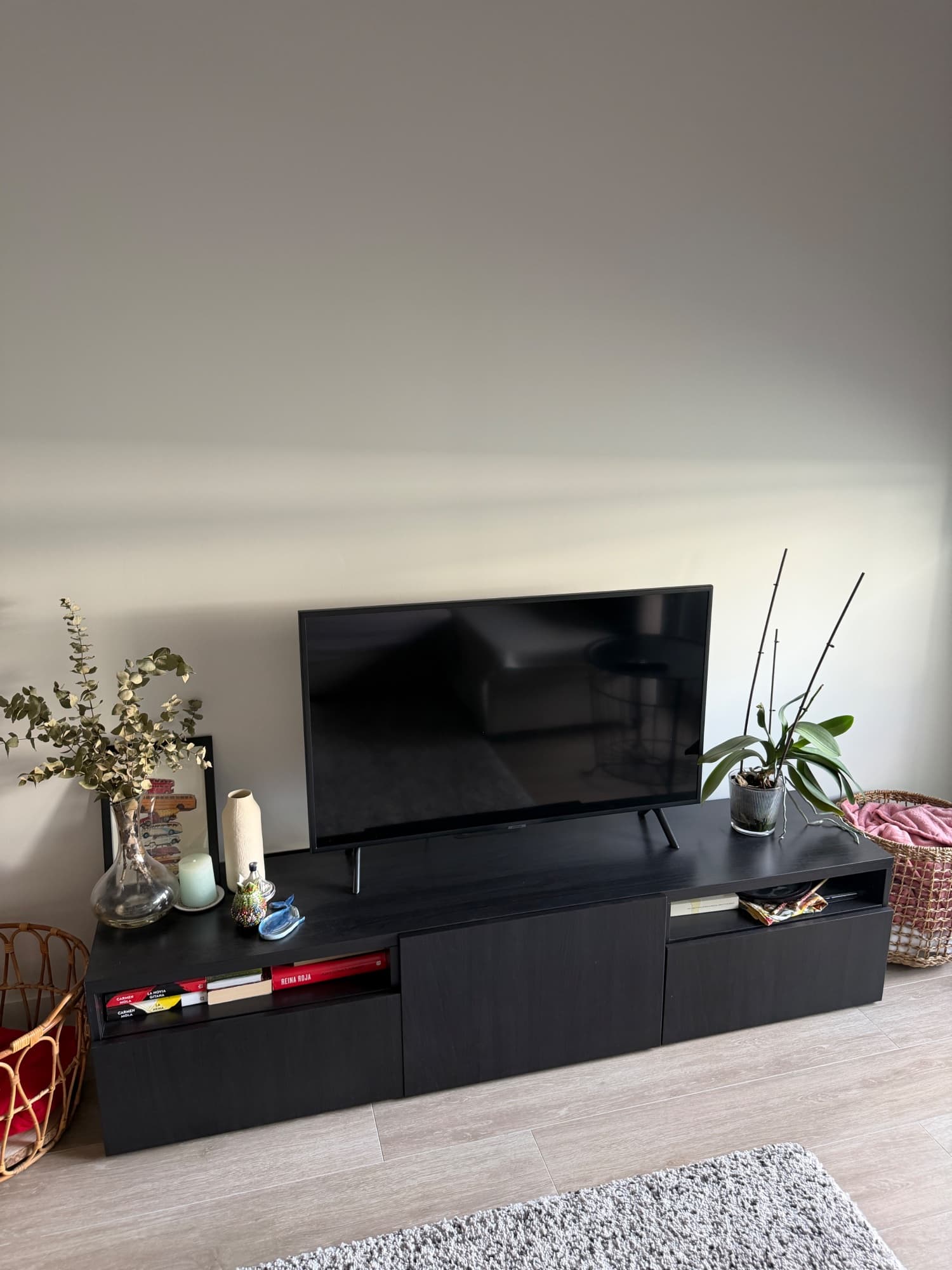 BESTÅ banc de TV