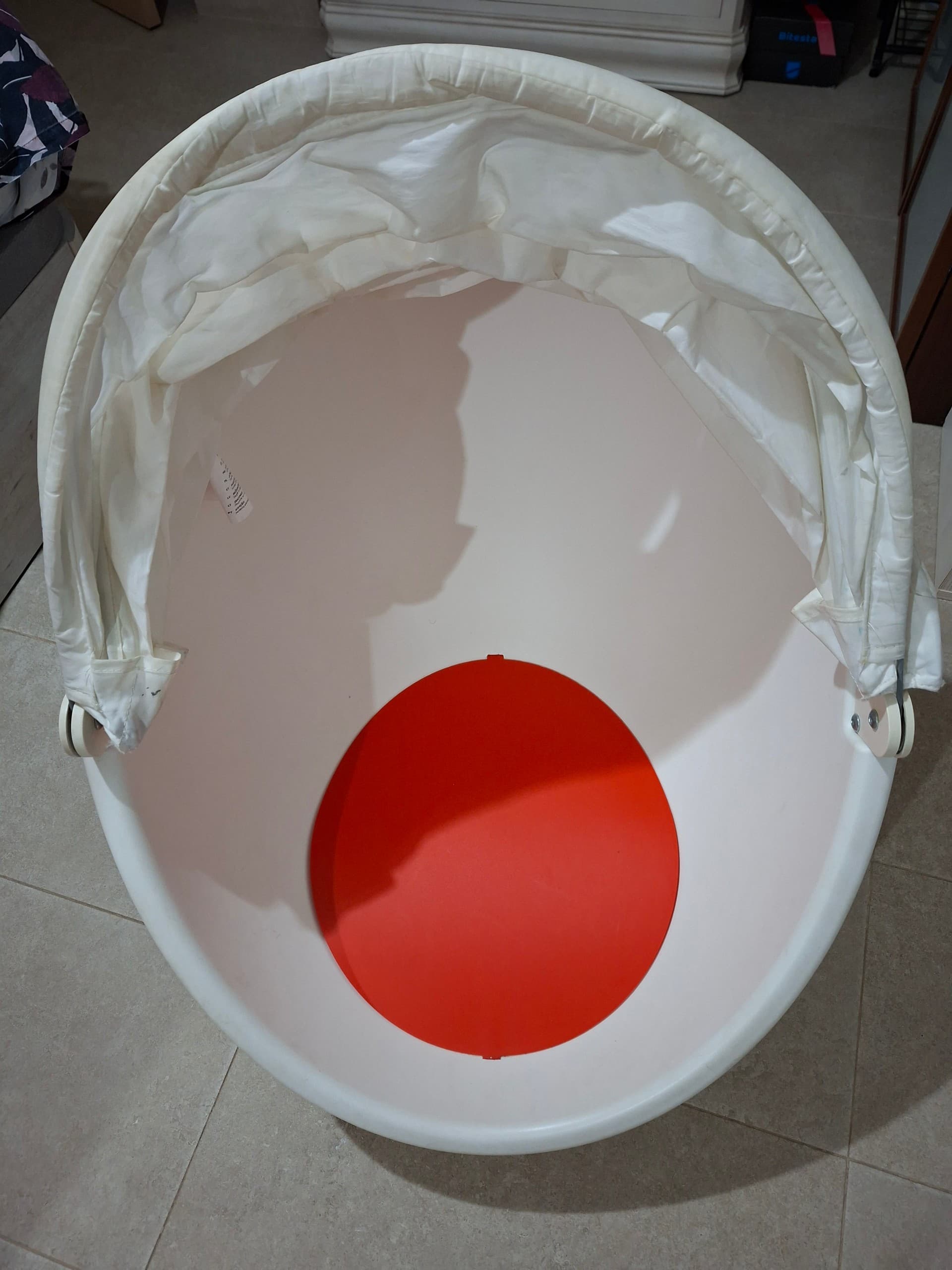 IKEA PS LÖMSK Sillón giratorio, blanco, rojo