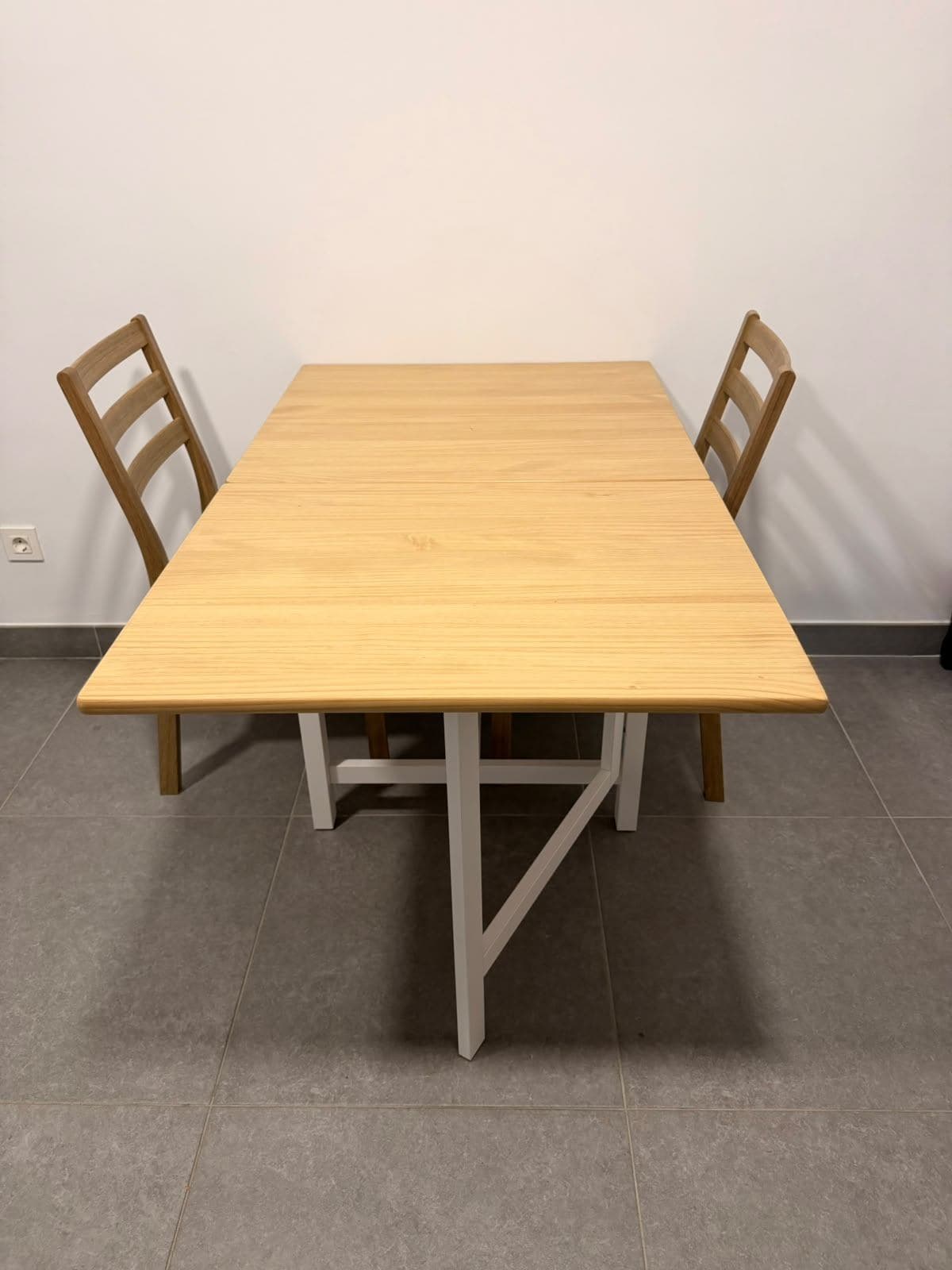 PINNTORP / PINNTORP table and 2 chairs, light brown stained white stained/Katorp light brown stained, 67/124 cm