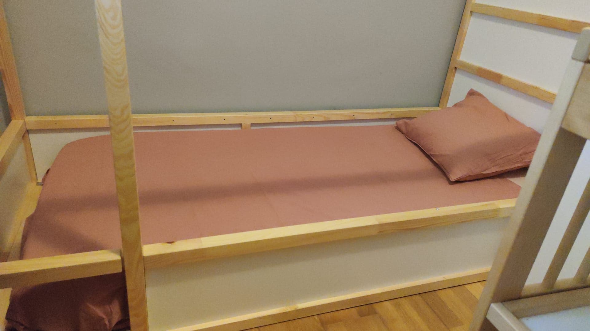KURA reversible bed, white/pine, 90x200 cm