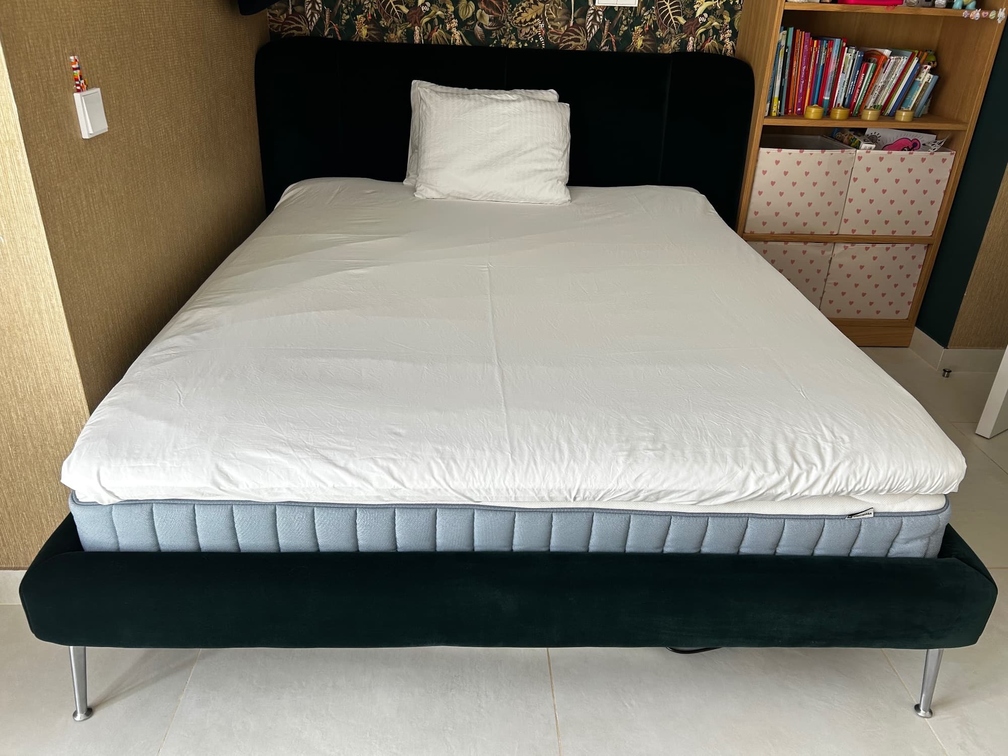 TUFJORD 160X200 upholstered bed frame, Djuparp dark green