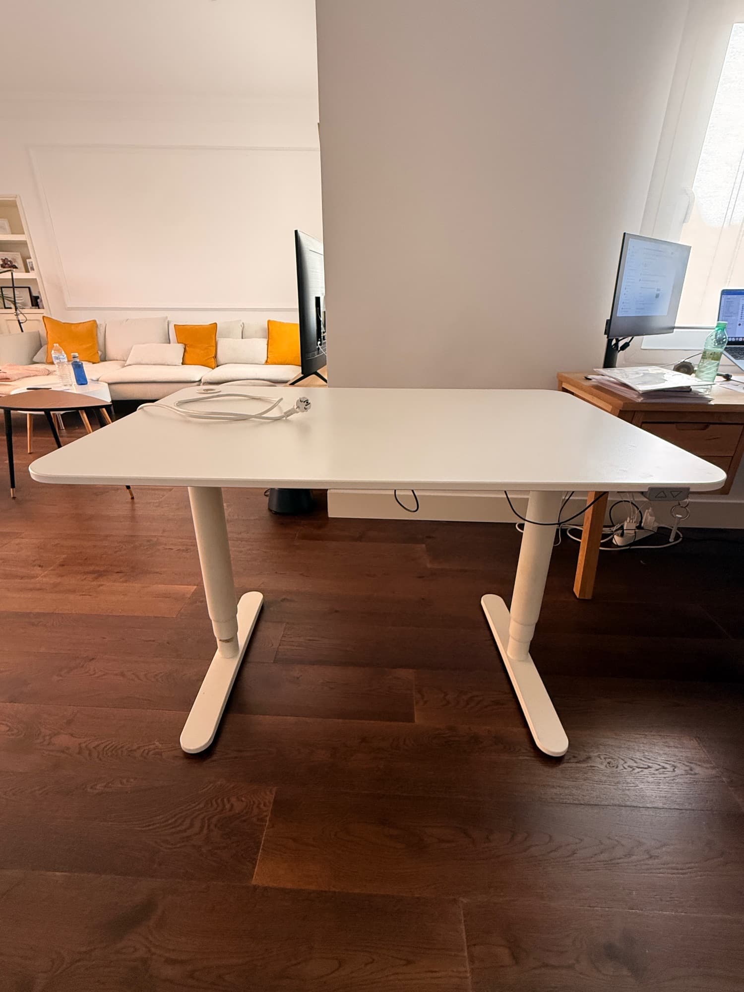 ESCRITORIO ELEVABLE