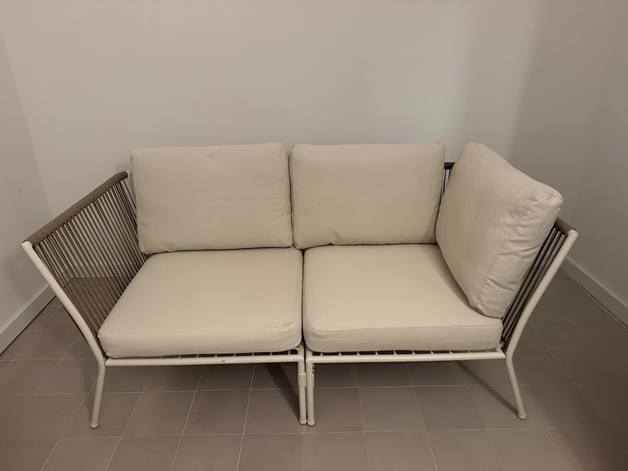 SEGERÖN sofá 2 prazas exterior, branco/beixe/Frösön/Duvholmen beixe