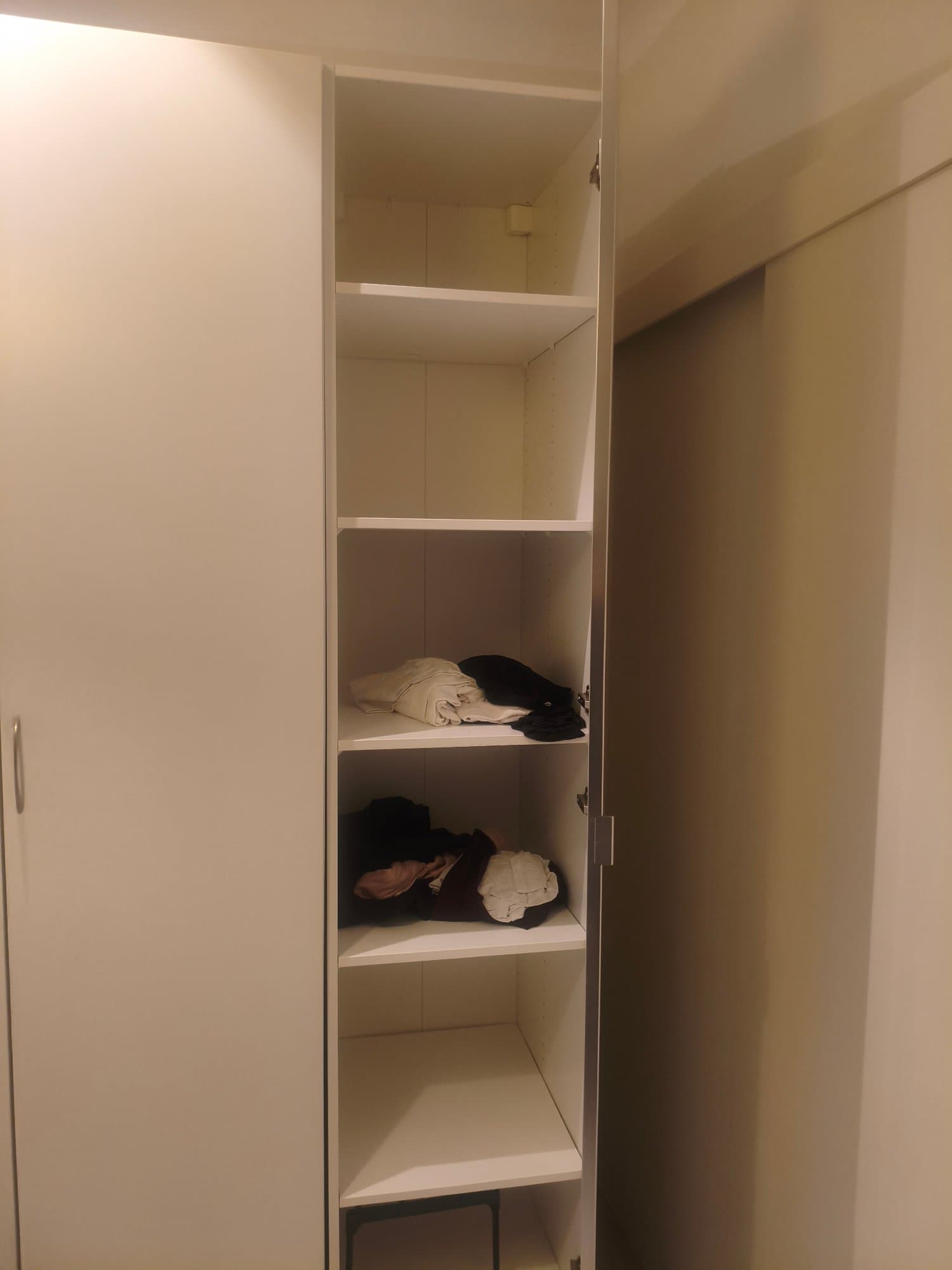 PAX / VIKEDAL armairua, zuria/ispilua