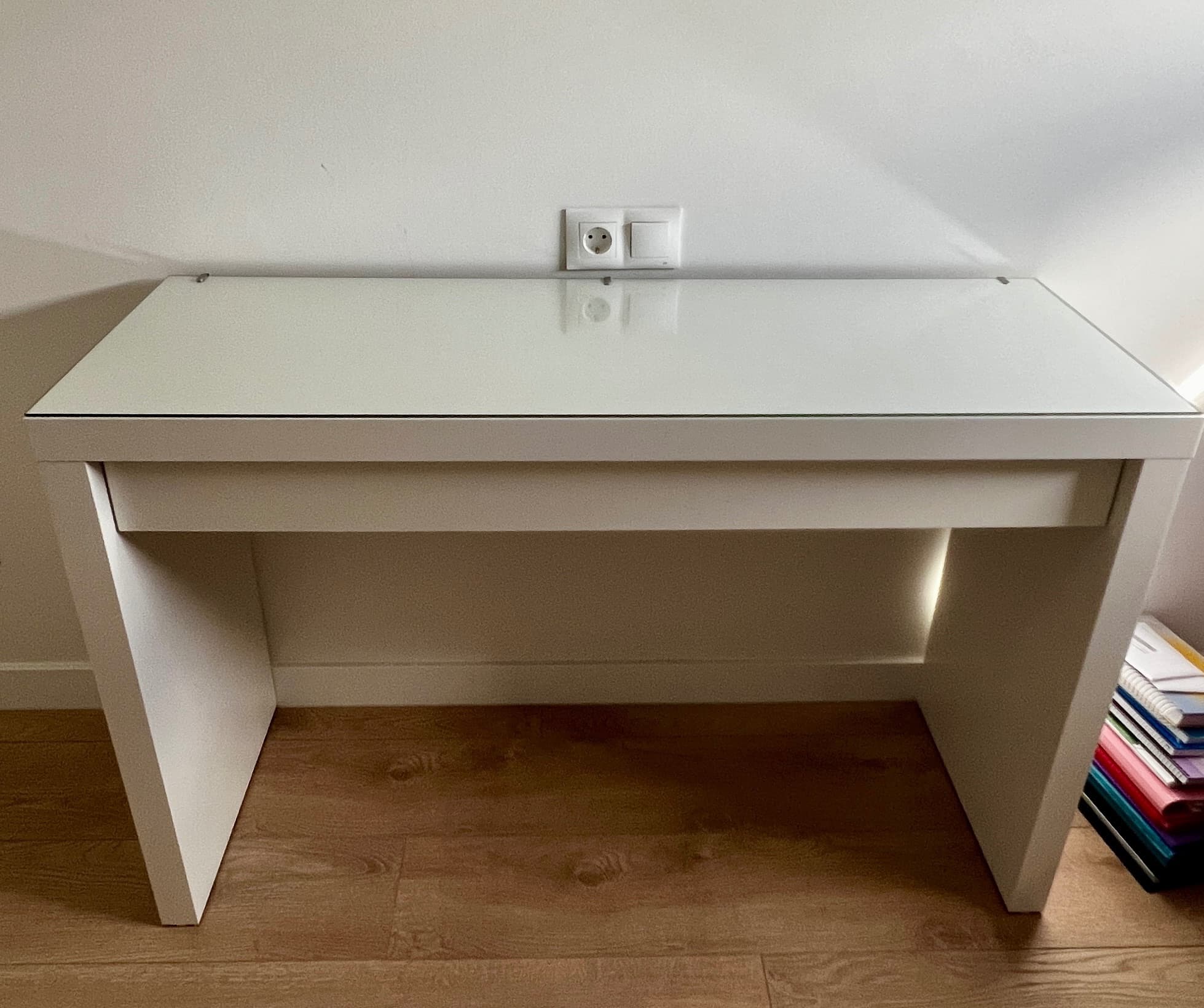MALM apain-mahaia, zuria, 120x41 cm