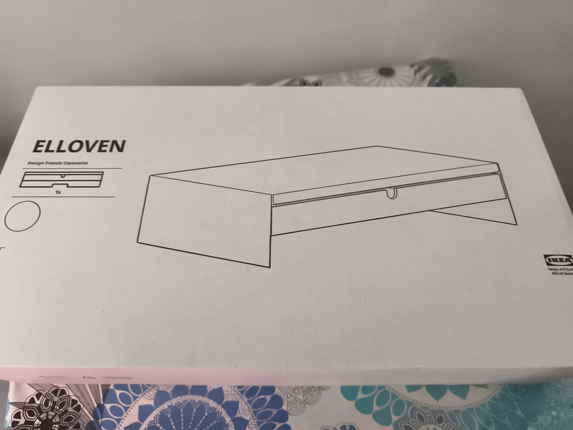 ELLOVEN BLANCO base monitor con caixón, branco