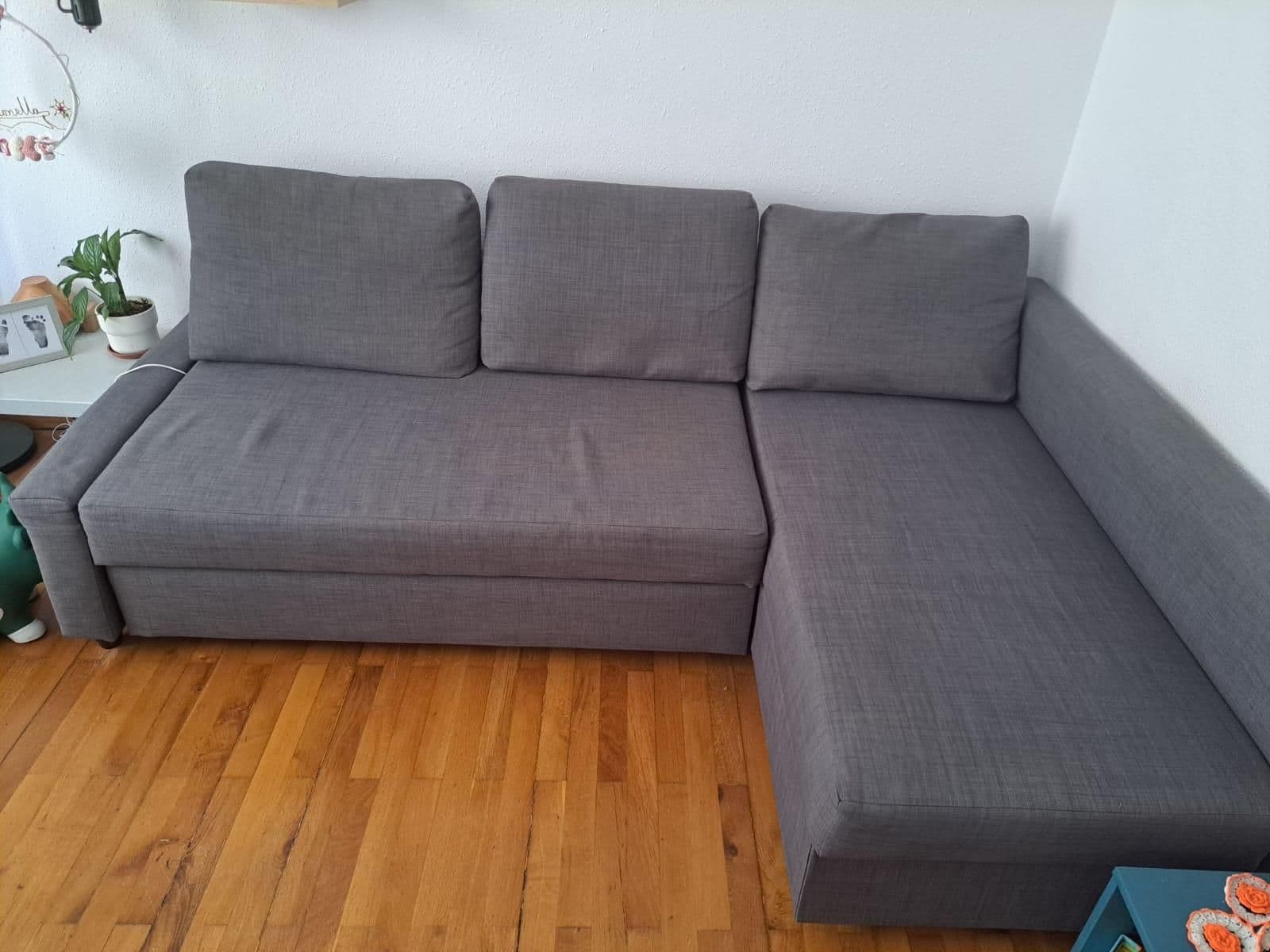 FRIHETEN sofá cama con chaiselongue, cojines respaldo extra/Skiftebo gris oscuro