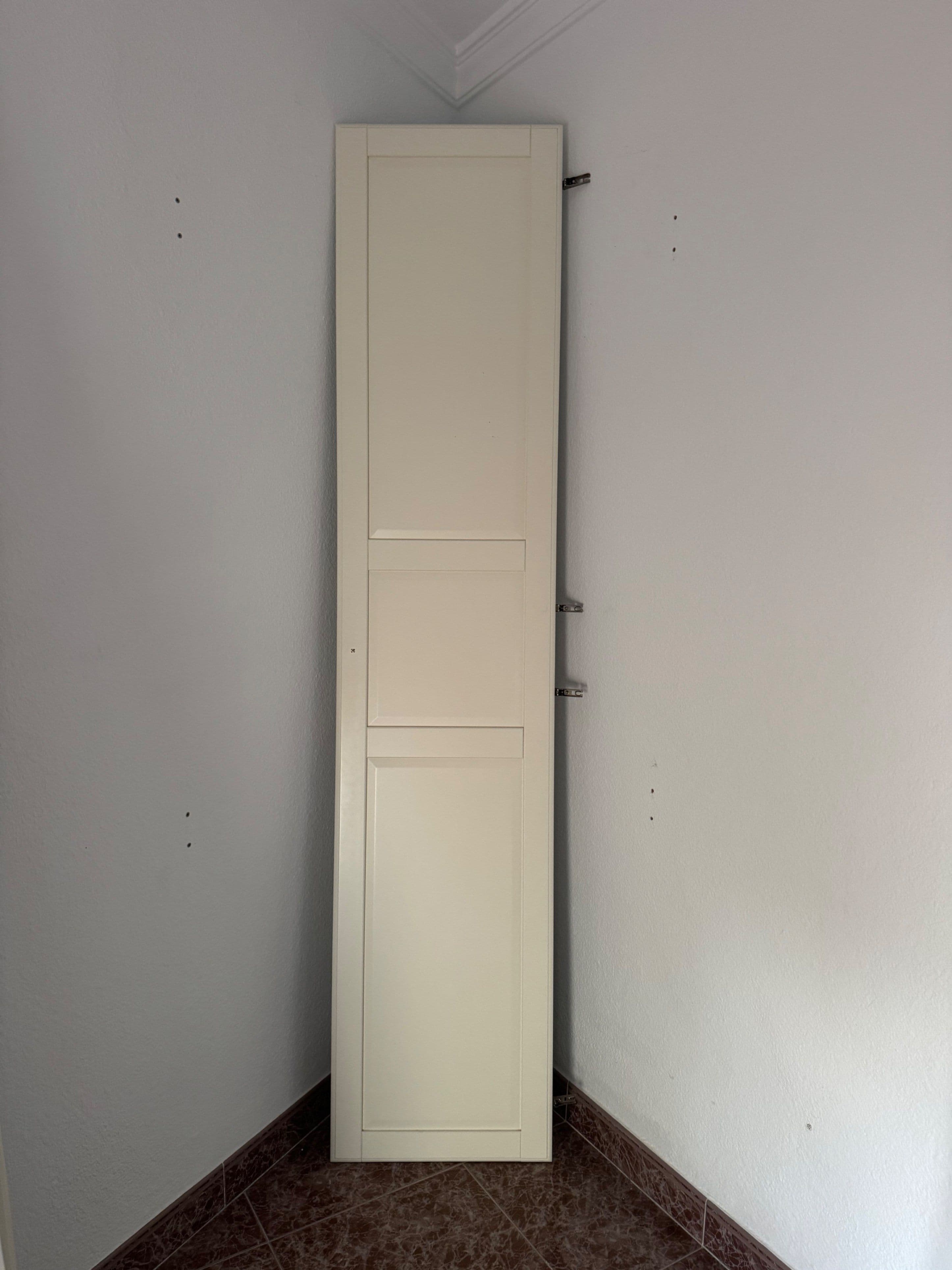 TYSSEDAL door with hinges, white, 50x195 cm