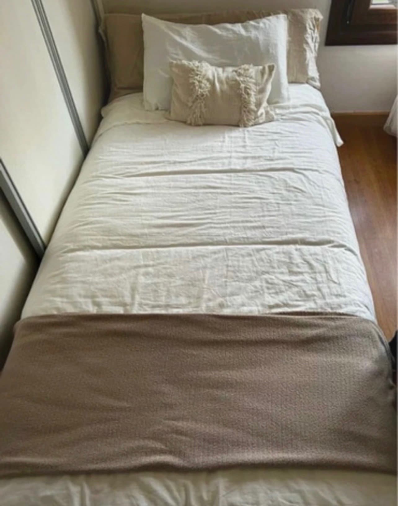 NEIDEN estrutura cama, piñeiro, 90x200 cm
