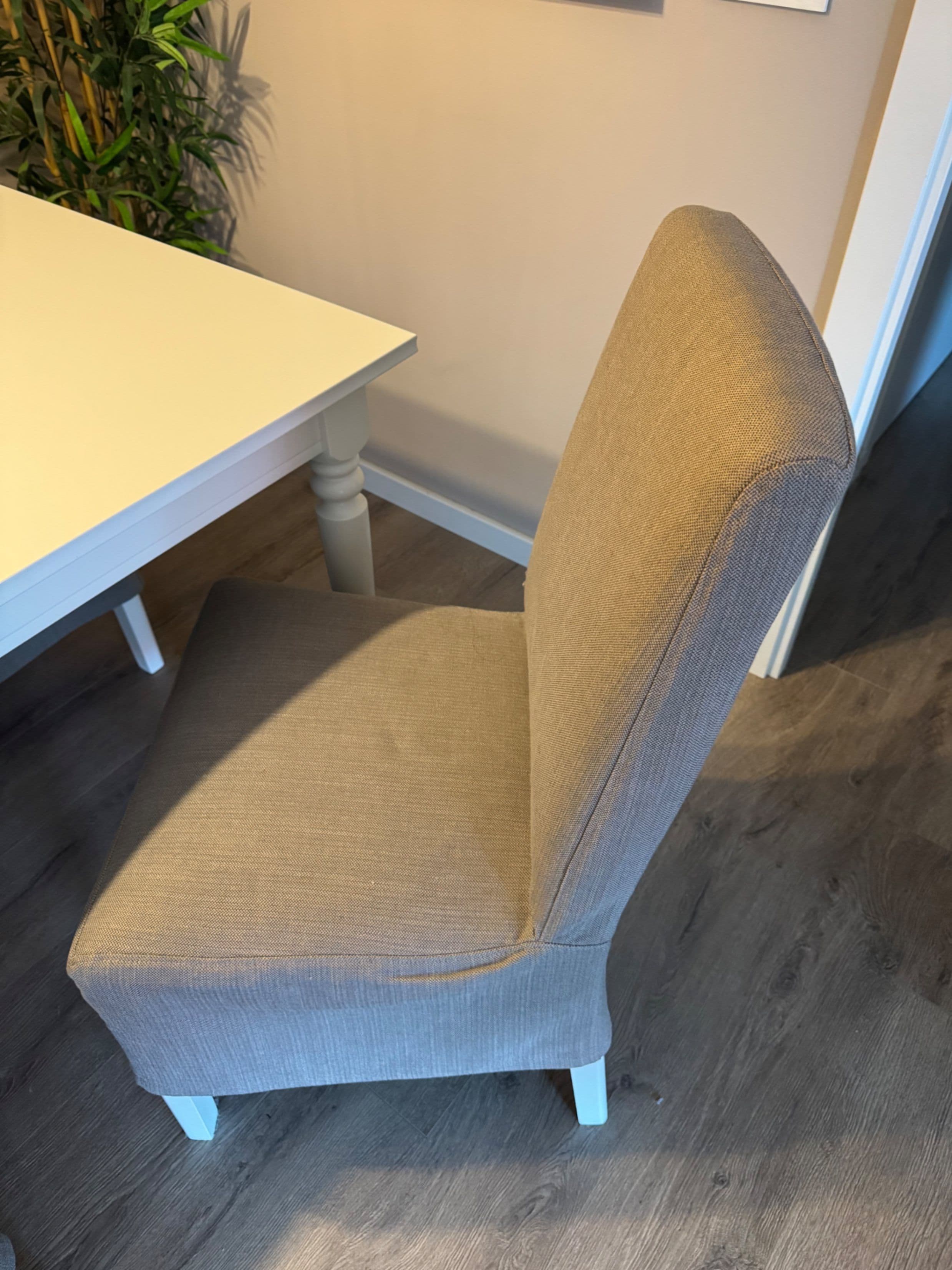 BERGMUND Cadeira + medio cuberta longa, branco/Nolhaga gris/beixe