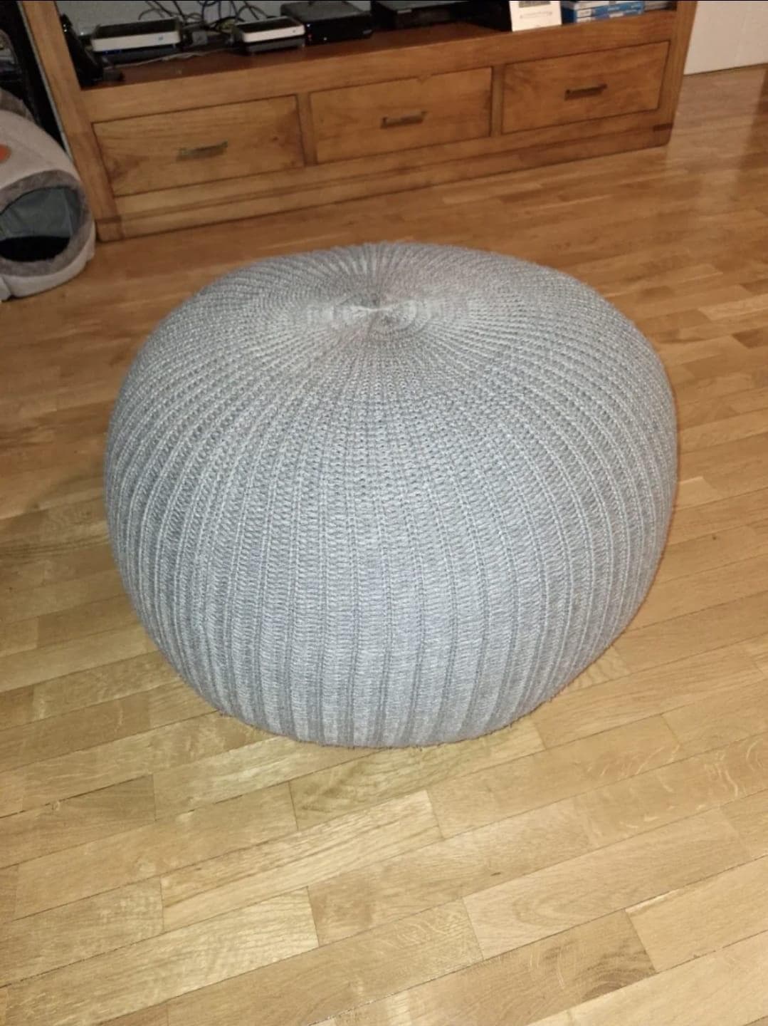 SANDARED pufa, grisa, 56 cm