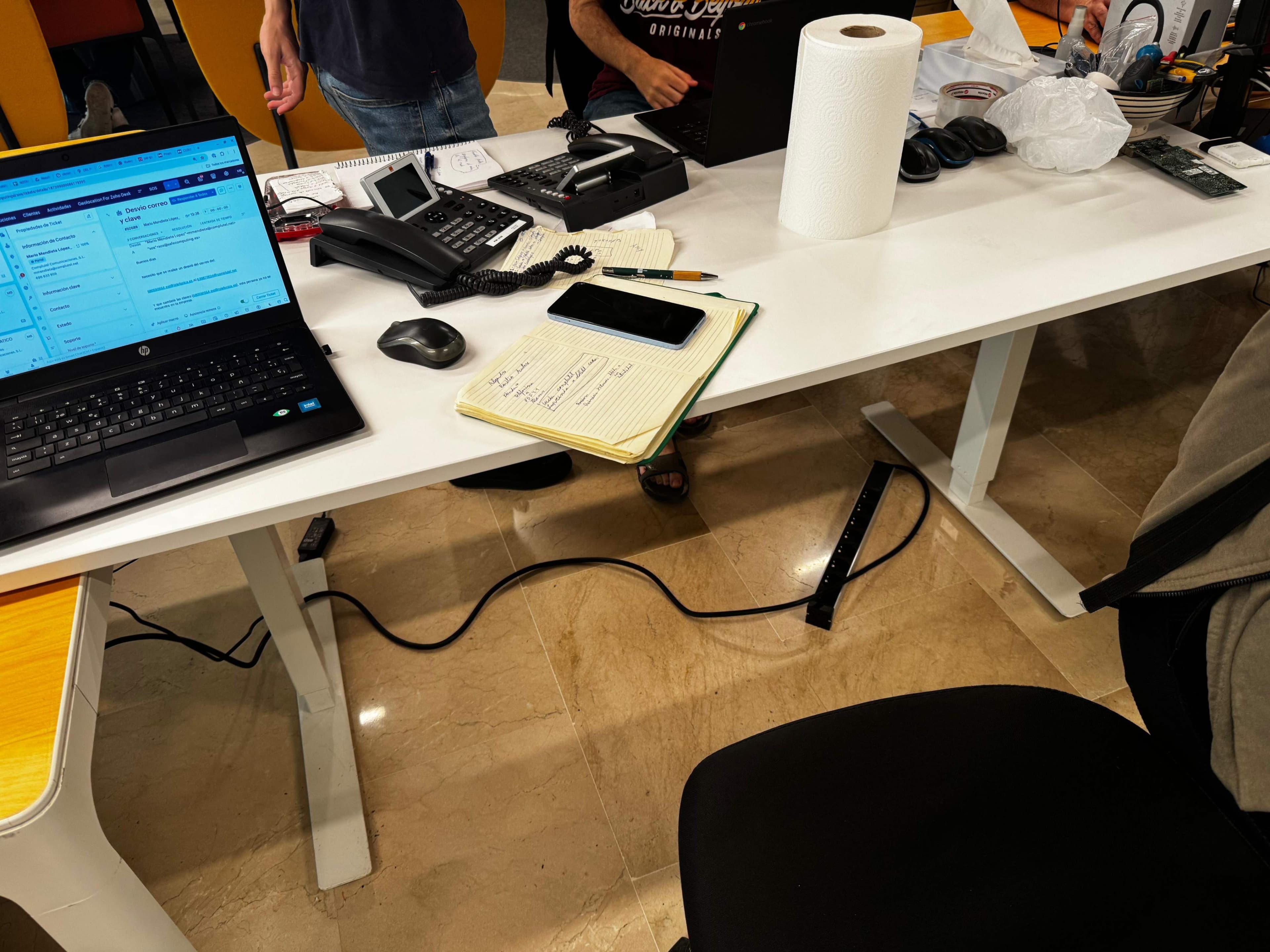 TROTTEN desk, white, 160x80 cm