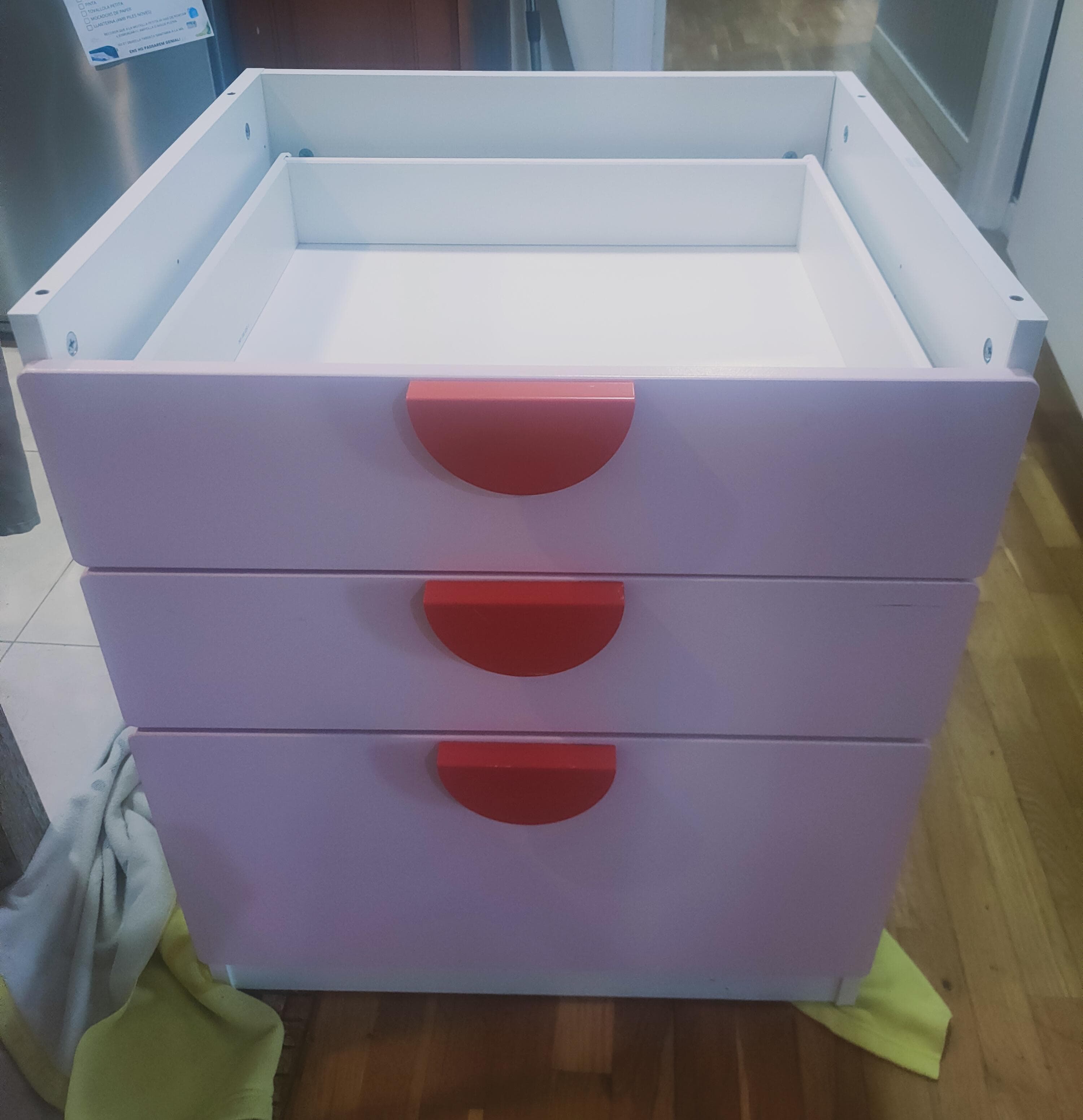 SMÅSTAD / PLATSA chest of 3 drawers, white/lilac, 60x42x63 cm