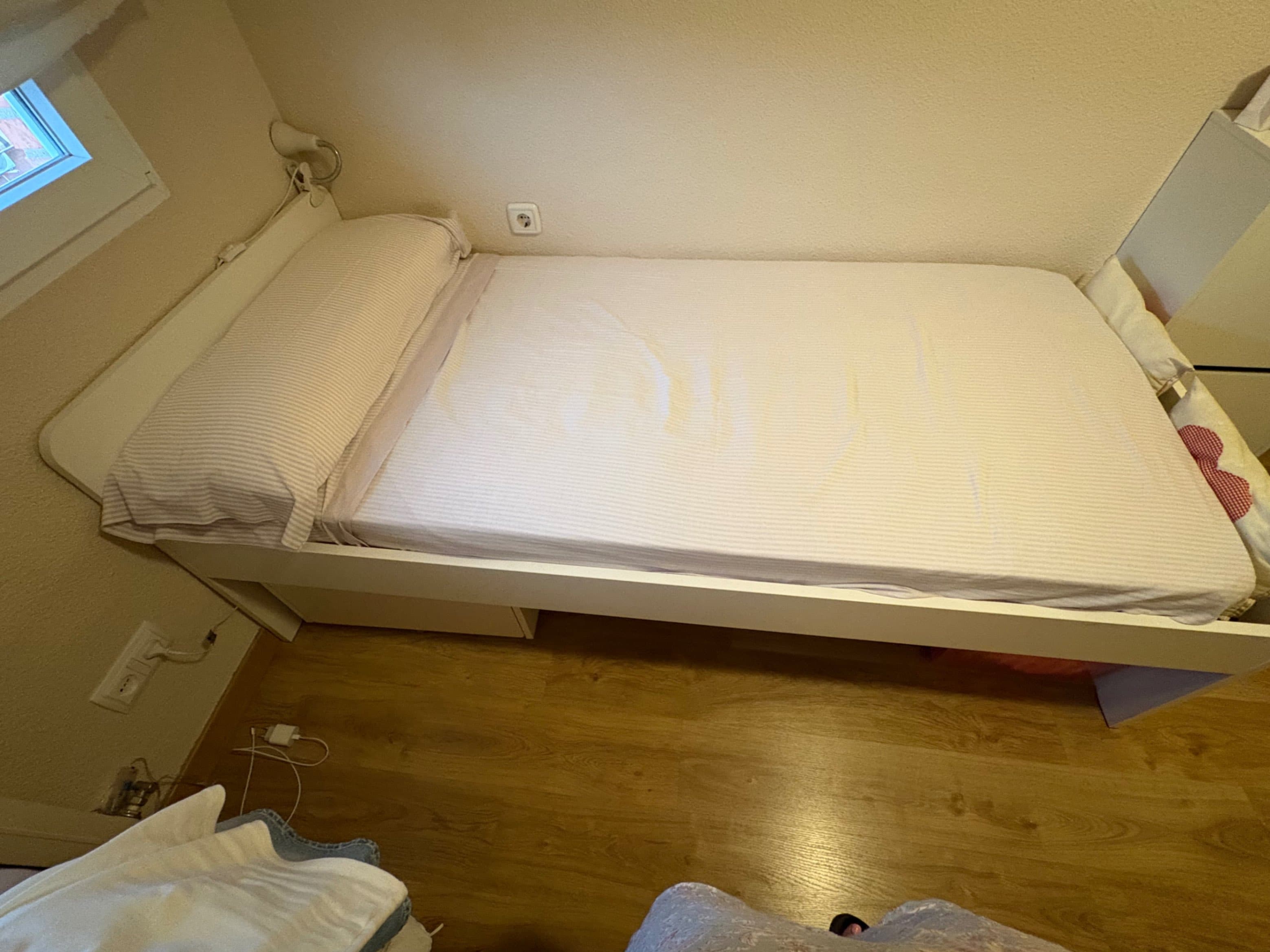 SLÄKT estrutura de cama con somier, branco, 90x200 cm