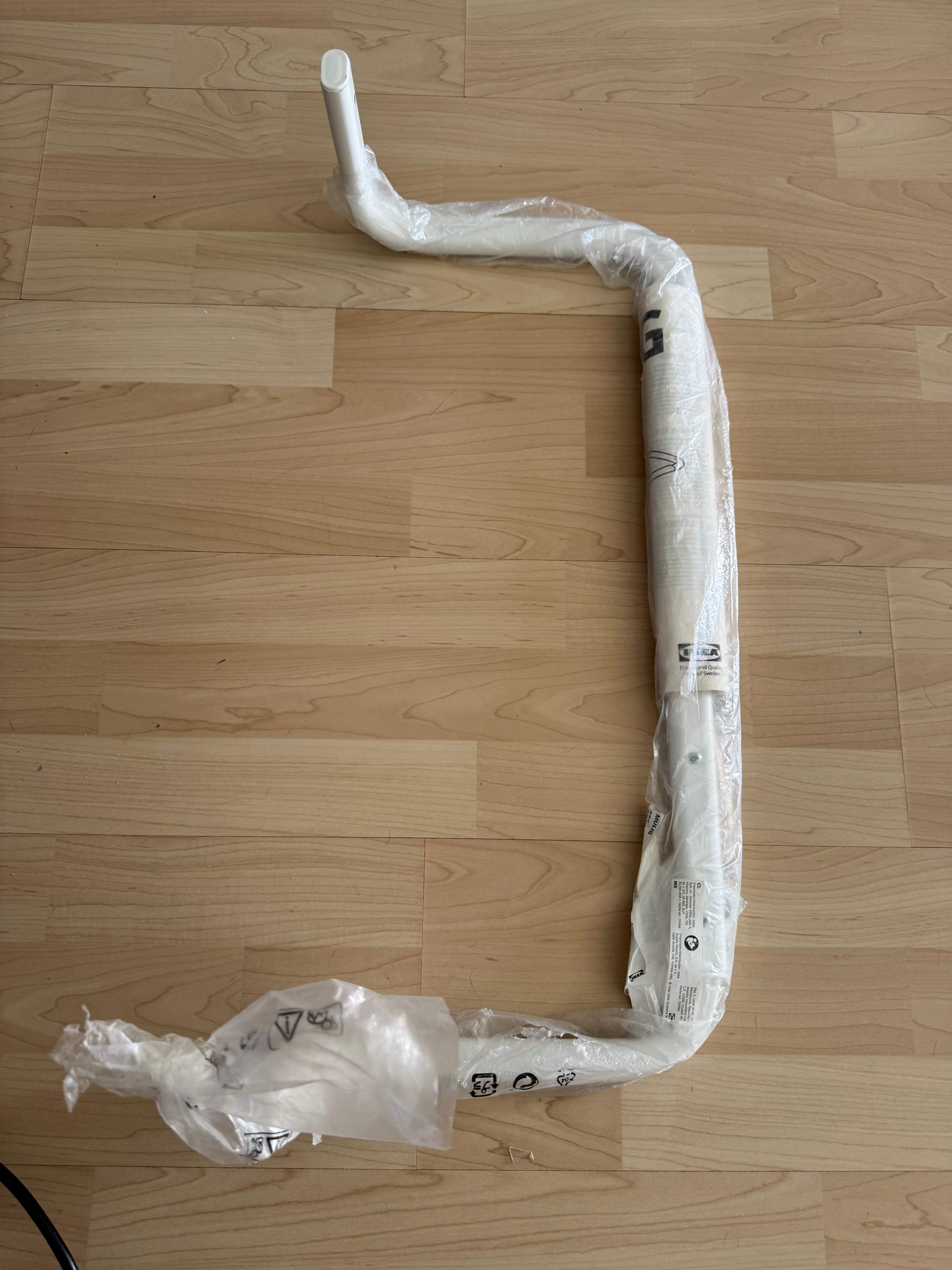 MULIG barra per a la roba, blanc, 60-90 cm
