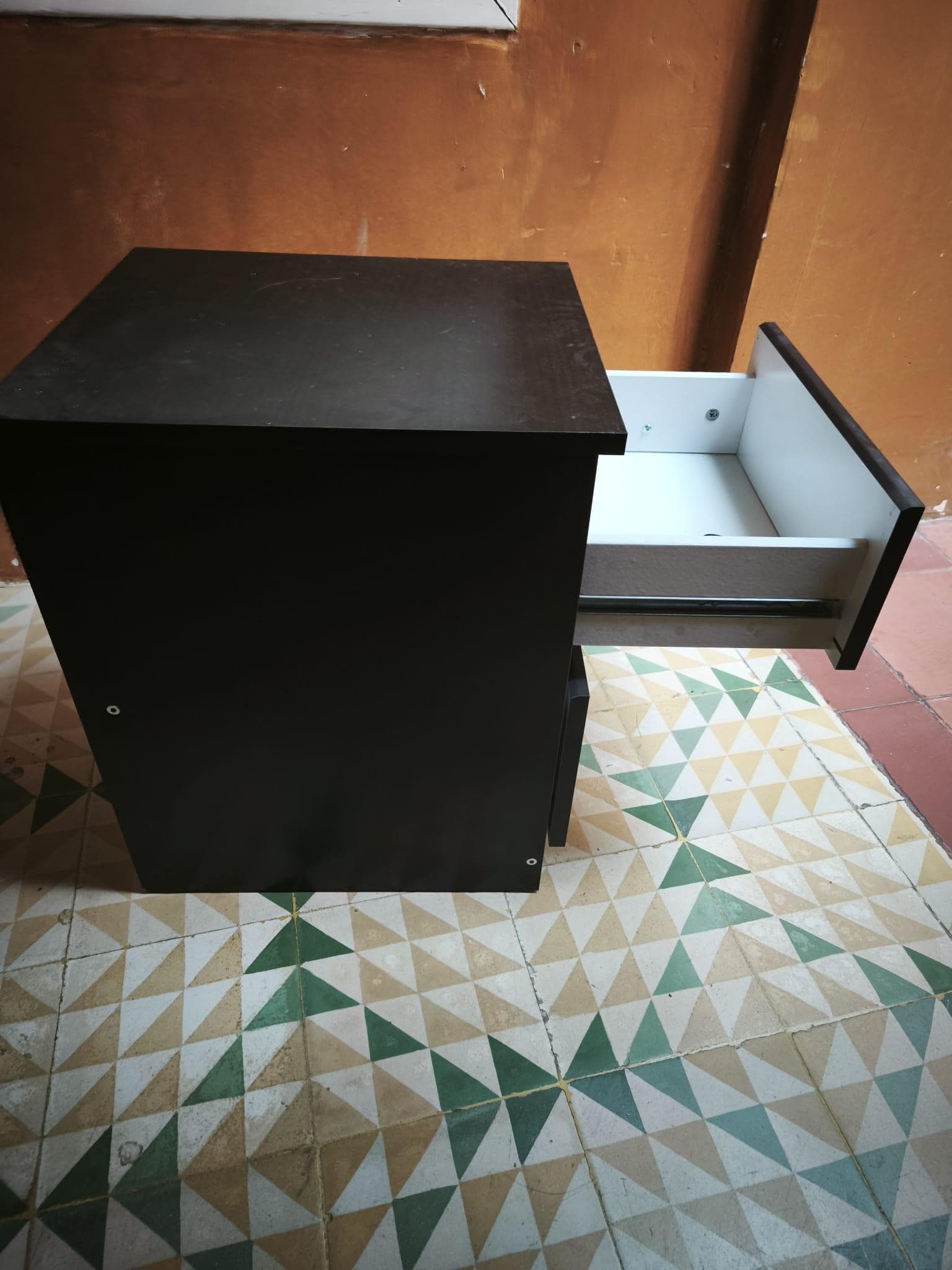 KULLEN cómoda de 2 cajones, negro-marrón, 35x49 cm