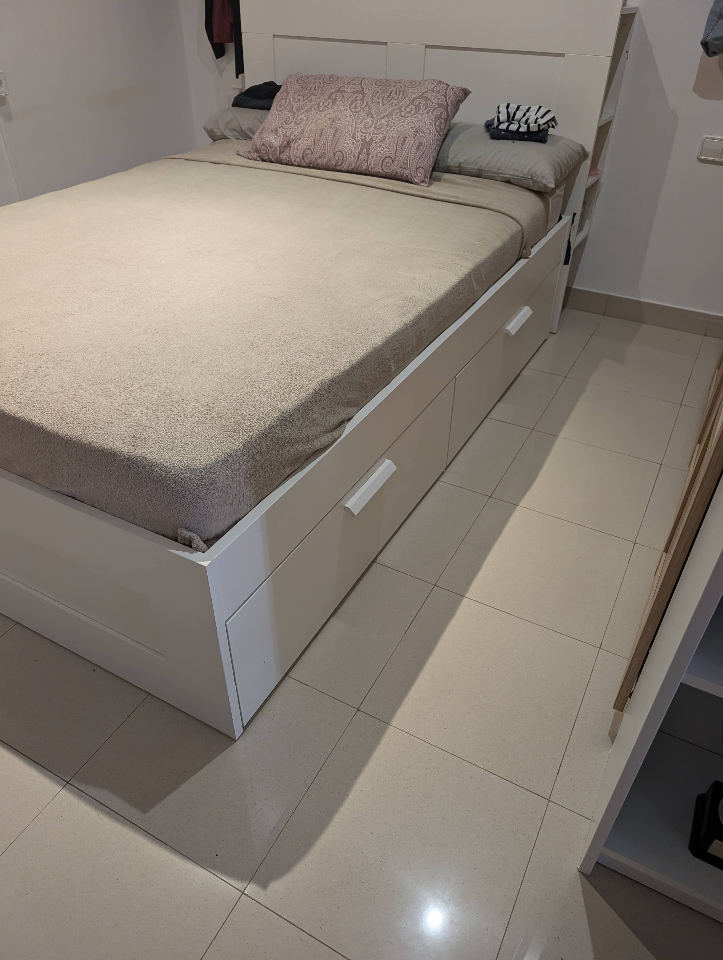 BRIMNES bed frame w storage and headboard, white/Leirsund, 140x200 cm